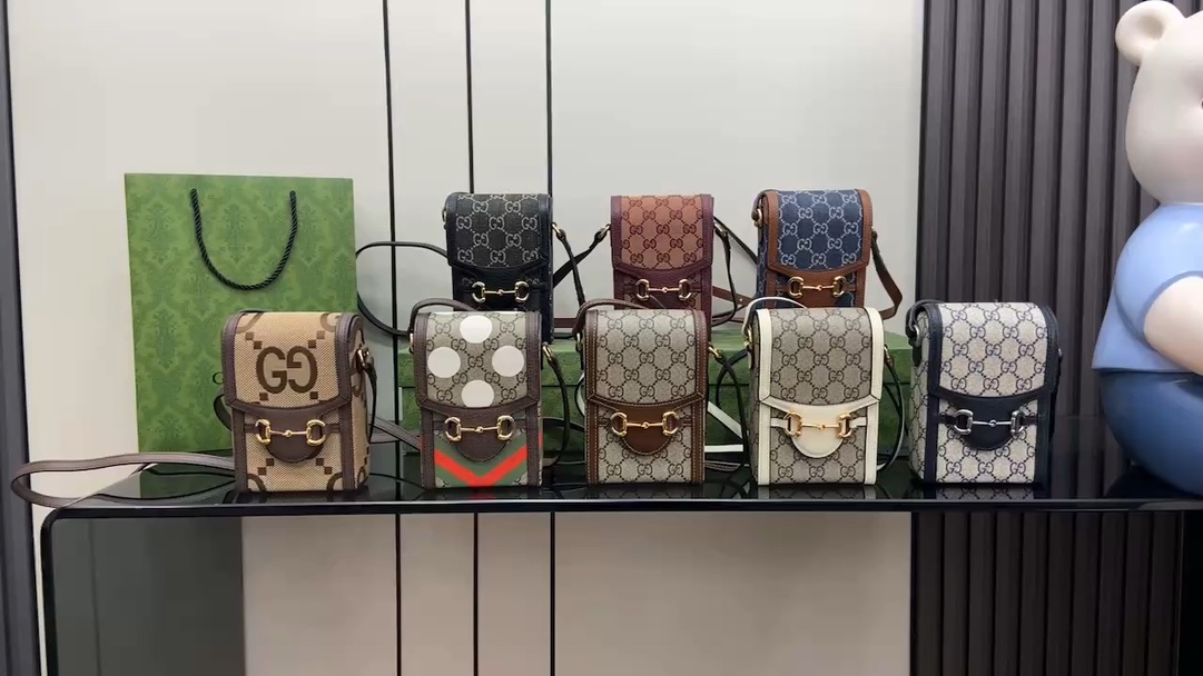 ¿Está bien comprar réplica?
 Gucci Dionysus Mini bolsos