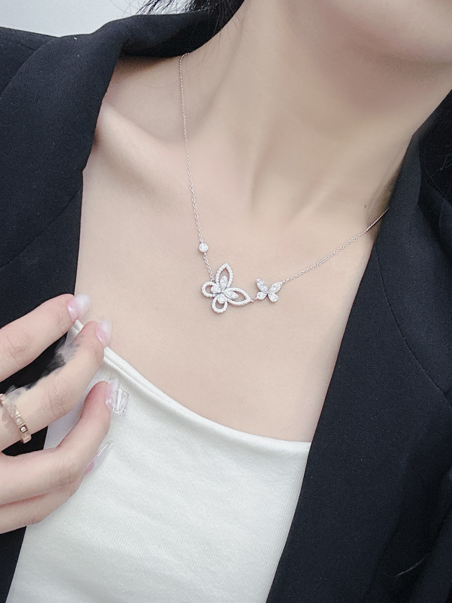 그라프 목걸이 125019 Necklace