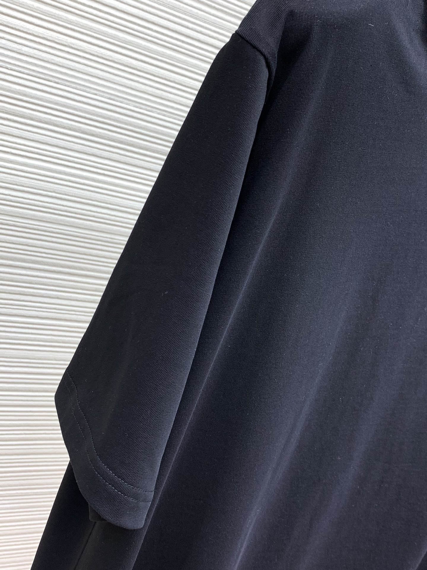 杰尼亚Zegna2024春夏最新品专柜同步有售原单狠货时尚休闲圆领短袖T恤上身舒适！吸睛而有亮点采用进口