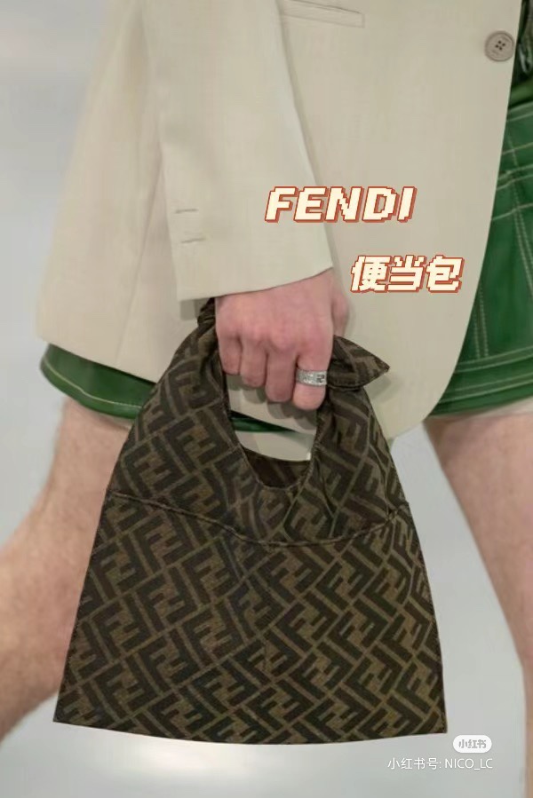 NO:177580,Upper body effect ~,FENDI,fendi19860909上身效果～,FENDI,fendi,Bag