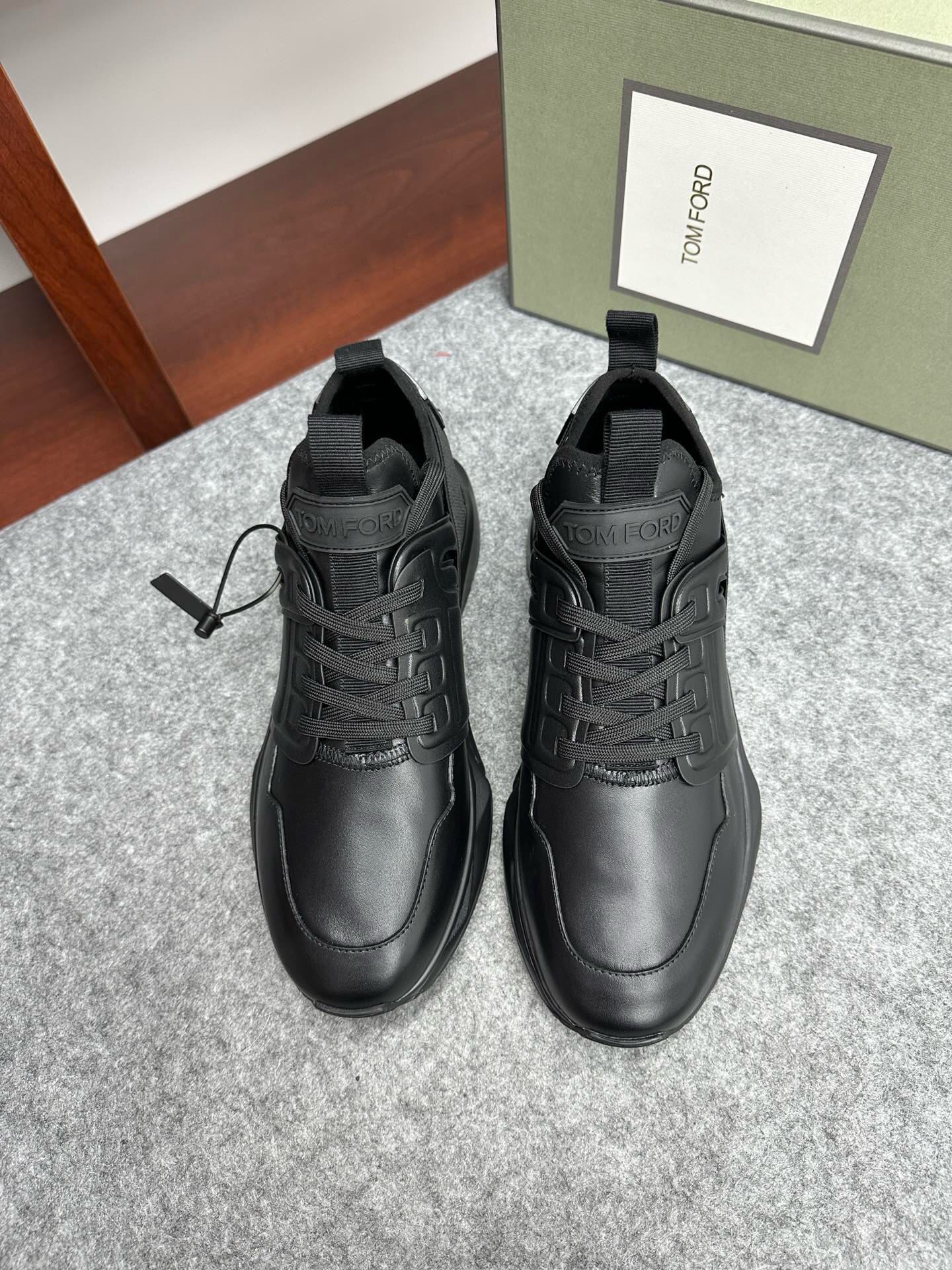 NO:216785,Brand TOM FORD Color original color matching Number 38-44 Customized 45 Price Material Tom & Ford ~ ​​Latest model Men's casual shoes High-end Original 1:1 Top-notch fashion trend details are impeccable using imported cowhide splicing to make original breathable Comfort Foot feel comfortable and superior quality Original replica outsole, Tom Ford, cowhide19860909品牌TOM FORD 颜色原版配色 码数38-44定做45 价格 材质汤姆&福特～最新款 男士休闲鞋 高端 原单1:1顶级货时尚潮流细节无可挑剔采用进口牛皮拼接制作原版透气 舒适 垫脚脚感舒适品质优越原版复刻大底,汤姆·福特,tom ford,cowhide,Men's shoes