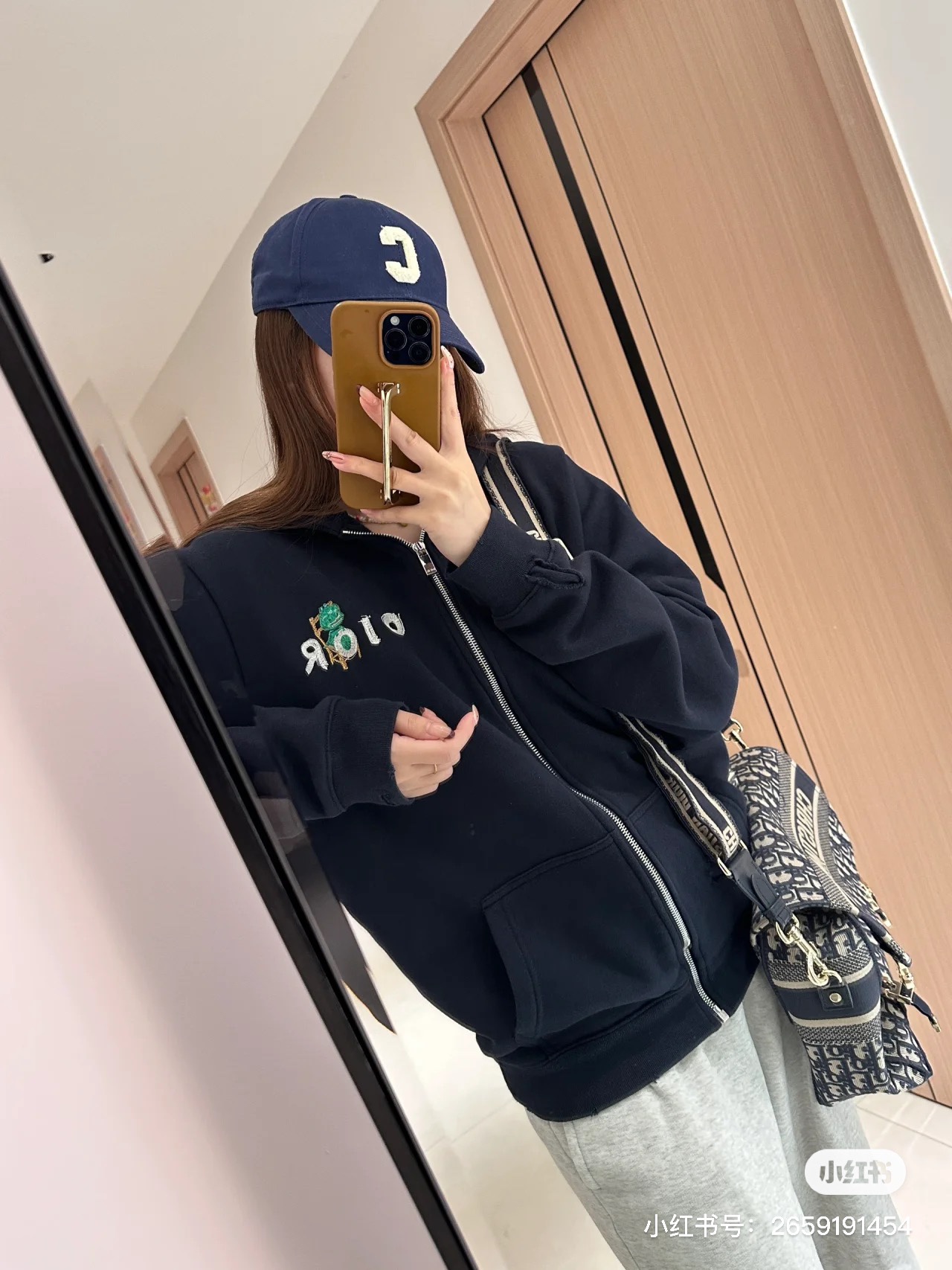 路易威登 Louis Vuitton 高定典藏名品高定成衣时装外套连衣裙衬衫T恤 #EBC6C21D 2