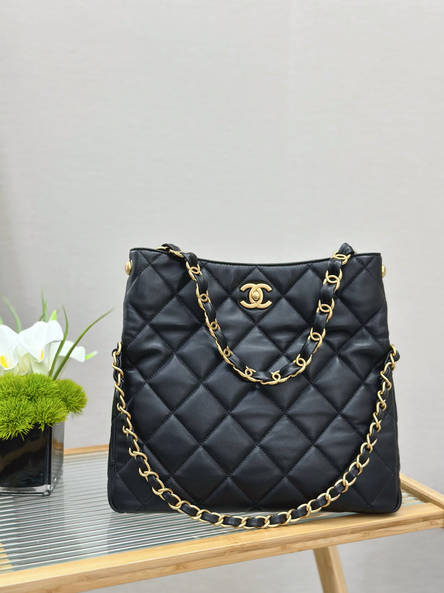Chanel Crossbody & Shoulder Bags Chains