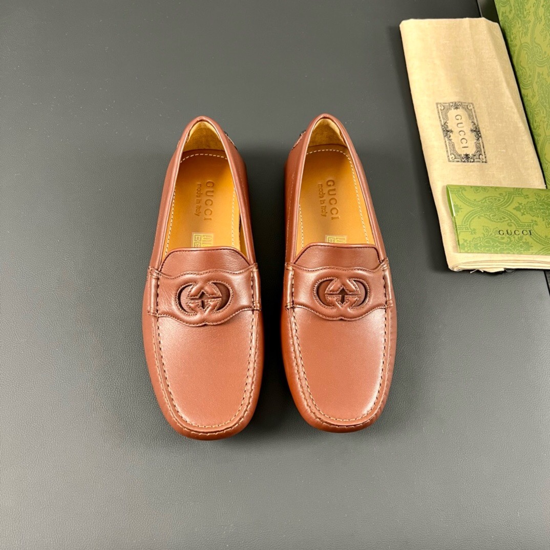 NO:218090,Brand G U C C I color original color matching Size 39-44 Customized 38.45 Price Material Guqi new model for men Doudou shoes driving foot shoes Use imported cowhide, strong leather texture   cowhide inner comfortable and breathable   original Guqi open mold custom sole market highest quality, Guqi-Doudo shoes, cowhide19860909品牌G U C C I 颜色原版配色 码数39-44定做38.45 价格 材质古奇男士新款 豆豆鞋驾车 套脚鞋 采用进口牛皮、皮质感极强 牛皮内里 舒适透气 原版古奇开模定制大底市场最高品质,古奇-豆豆鞋,cowhide,Men's shoes