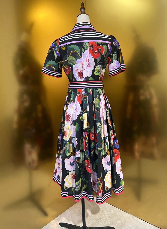 P744 original smlxlxxl dress with a black-bottomed rose cloth. - 图片 7