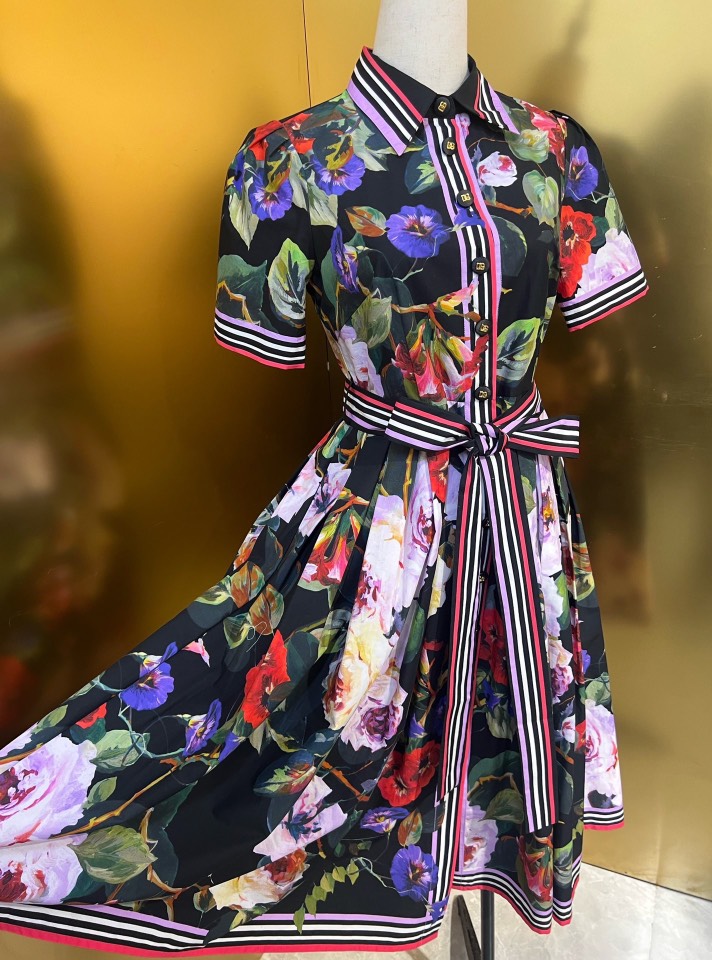 P744 original smlxlxxl dress with a black-bottomed rose cloth. - 图片 5