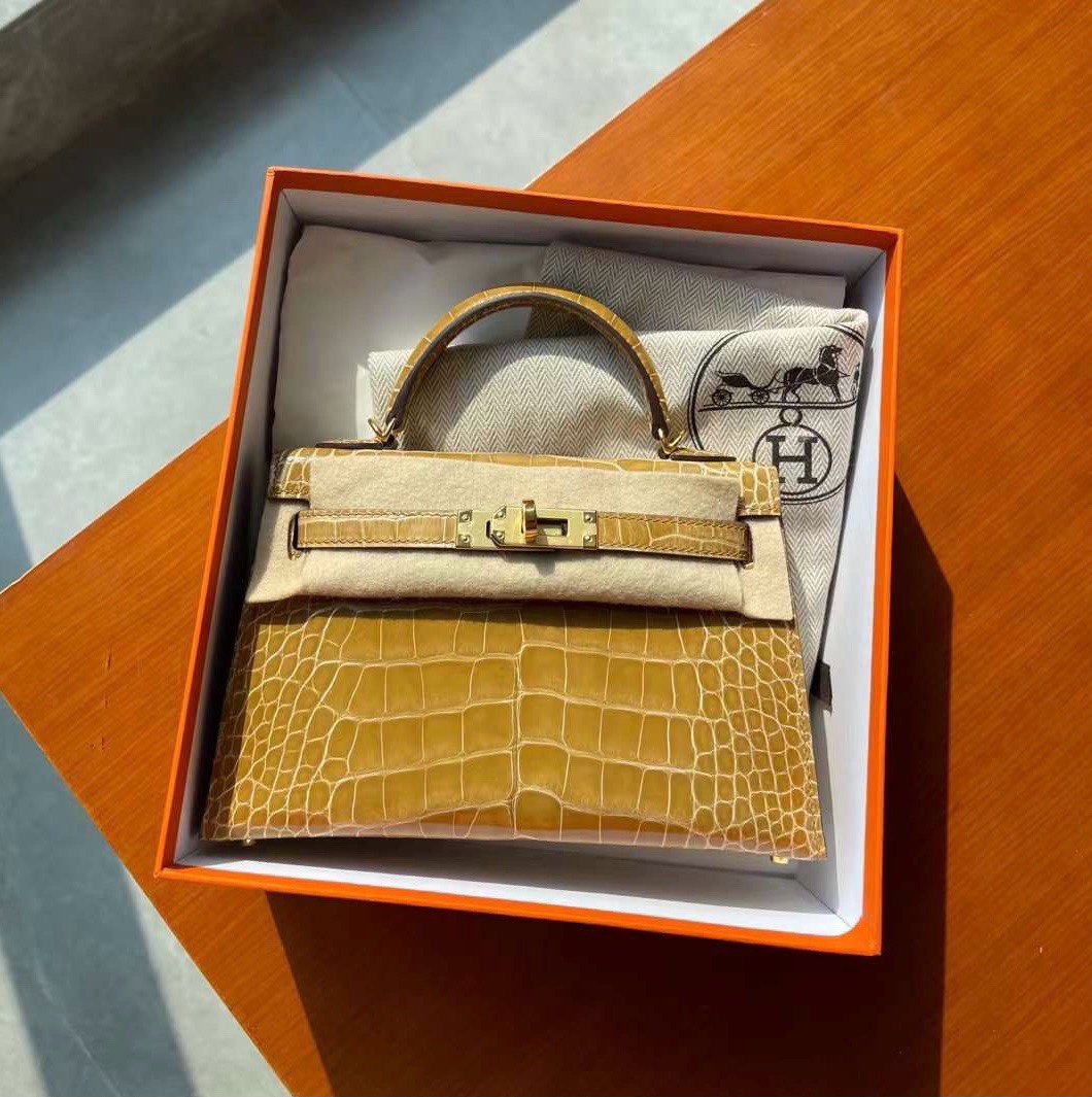 Hermes Kelly Luxury
 Handbags Crossbody & Shoulder Bags Gold Hardware Mini