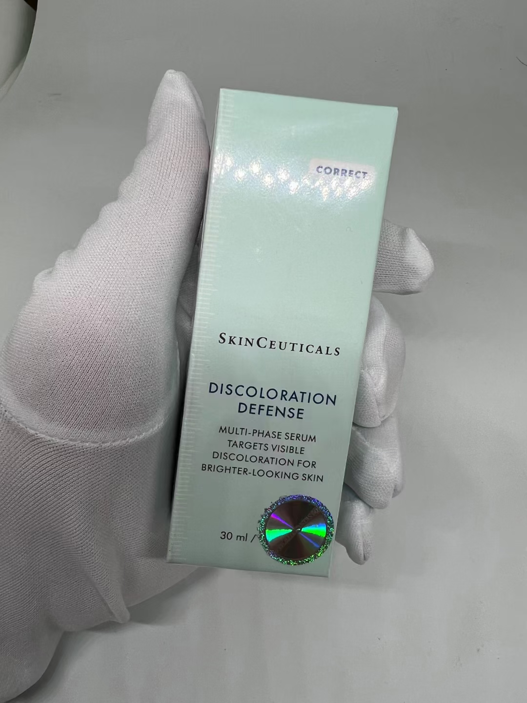 SkinCeuticals Discoloration Defense Serum - Targets Visible Discoloration, 30ml 1 a1710669638534 3163