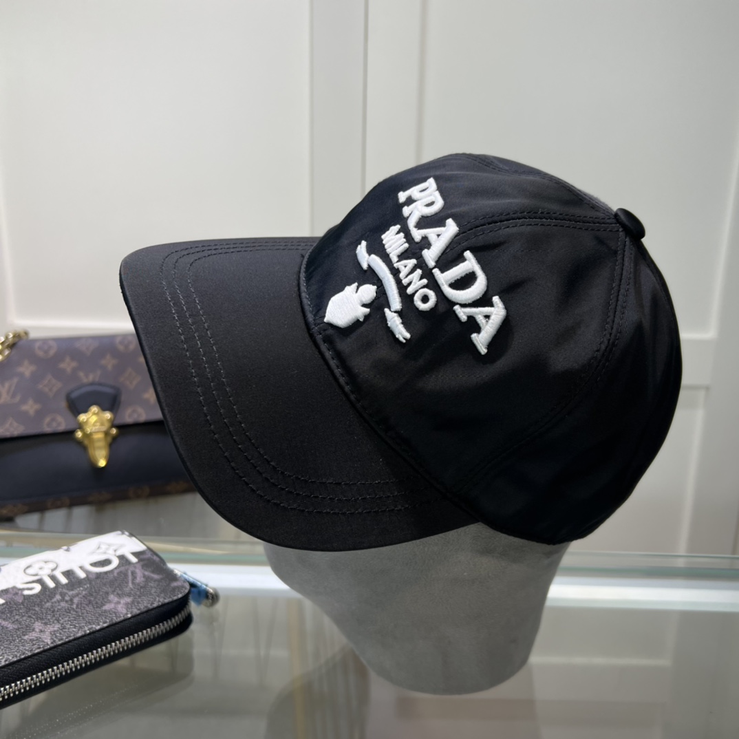 NO:193859,Pr@da Prada denim inverted triangle baseball cap, same style on the show, soft and comfortable fabric, versatile casual style, closed-eye hat, fisherman hat, baseball cap, knit hat, hat, prada, espadrilles, hats19860909Pr@da 普拉达牛仔布倒三角棒球帽,秀场同款,面料柔软舒适 百搭休闲款,闭眼帽子渔夫帽棒球帽针织帽,帽子,prada,espadrilles,hats,hat
