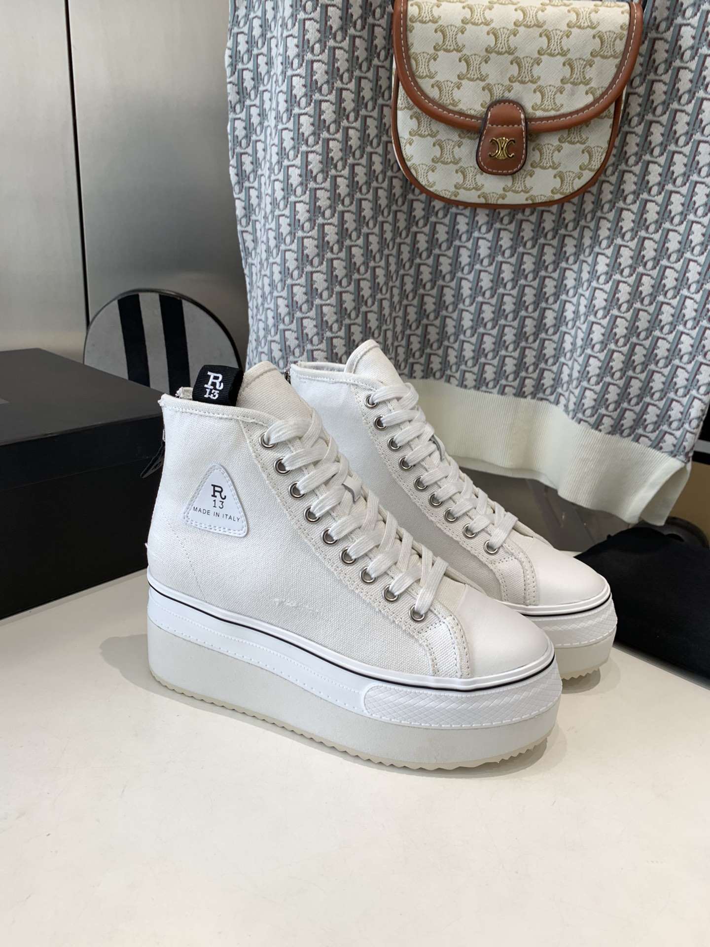 R13 Shoes: Comfortable Grinding Material Soles, NYC Brand with Rebel Aesthetics. - 图片 3