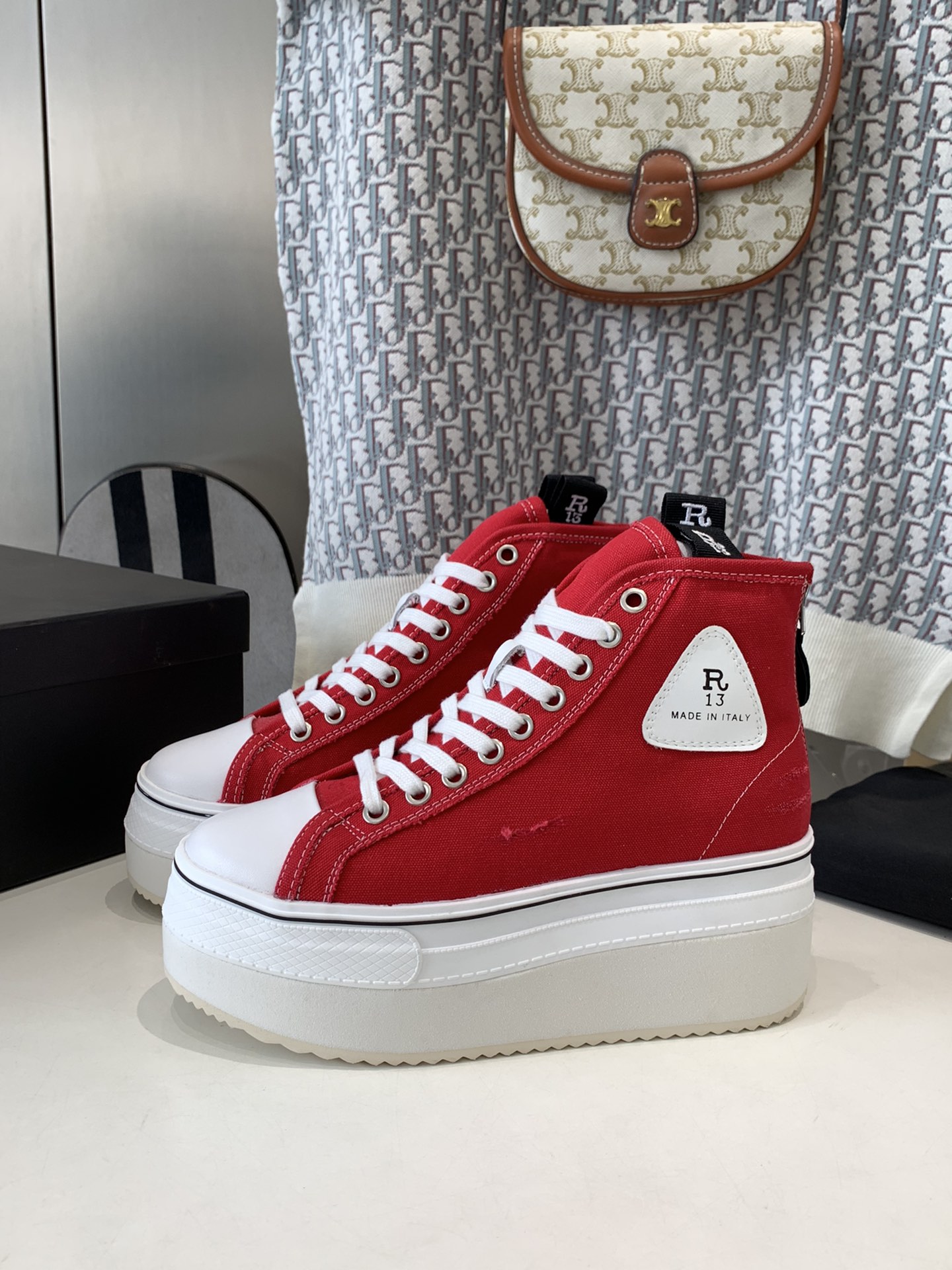 R13 Brand: Comfortable Shoes with Edgy American Rebellion Aesthetics - 图片 2