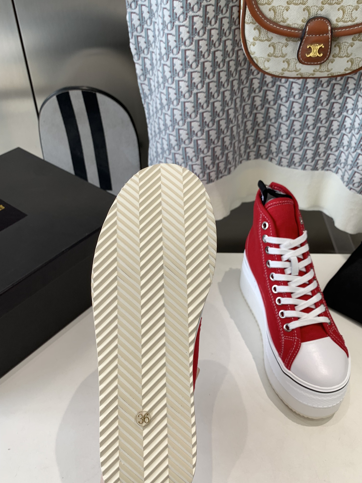 R13 Brand: Comfortable Shoes with Edgy American Rebellion Aesthetics - 图片 8