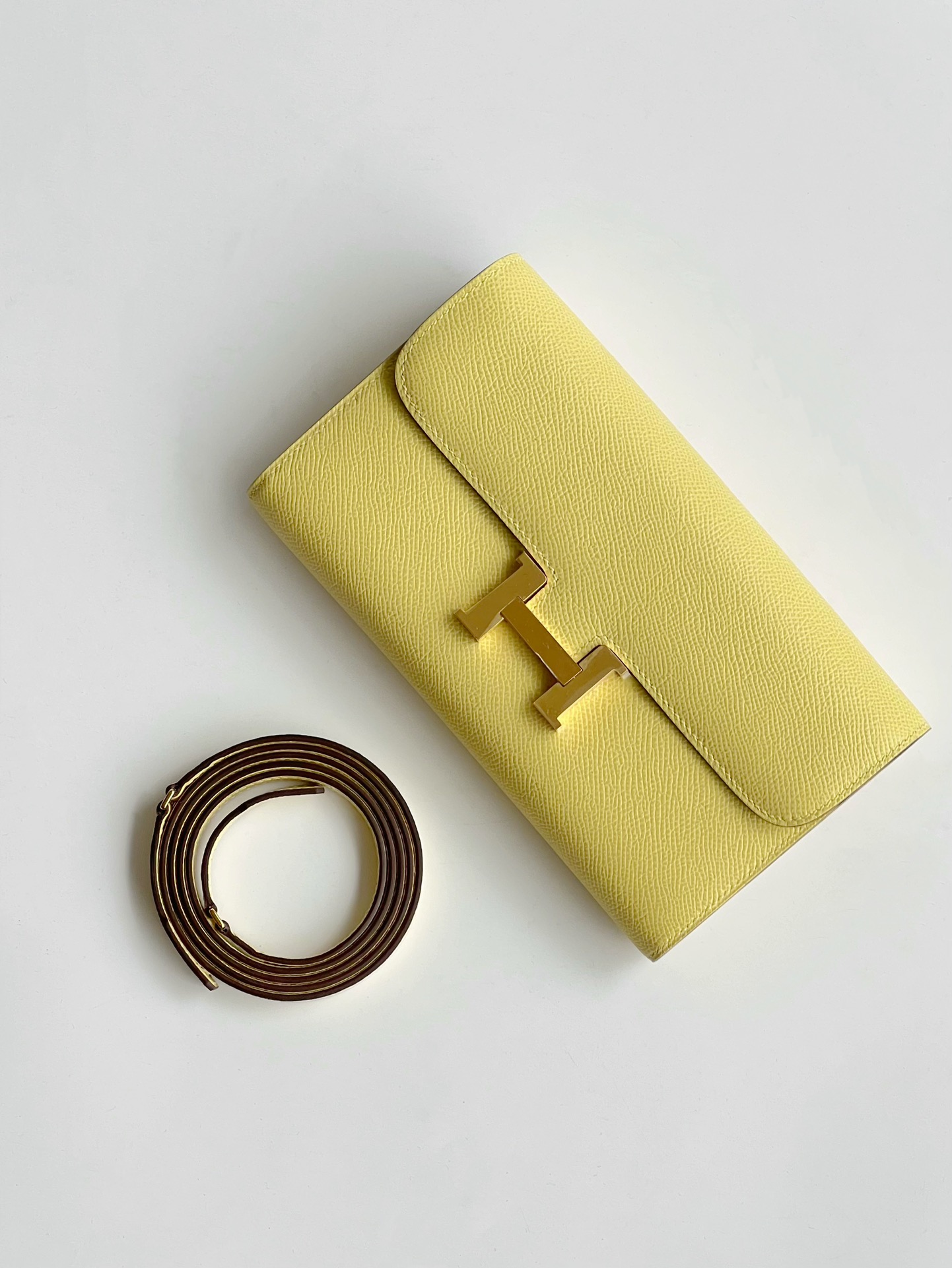 Hermes Constance Crossbody & Shoulder Bags Light Yellow Epsom H0199148