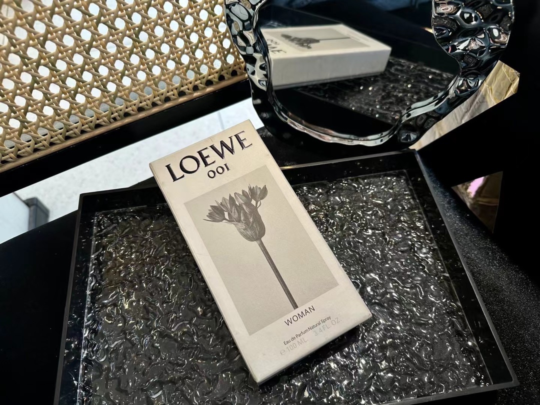 Loewe Perfume Unisex Women