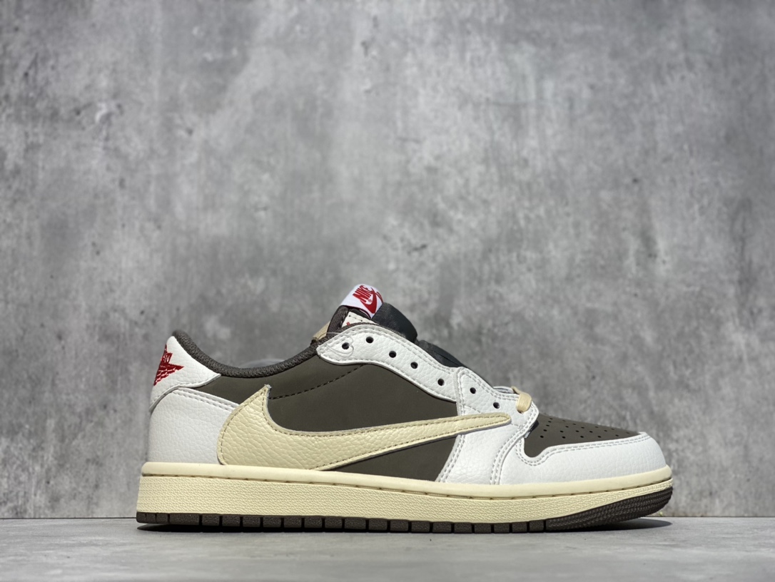 NO:730039,Travis Scott xJordan Air Jordan1 Low OGSP 'Sail and Ridgerock' Barb 30 trendy retro low-top basketball shoes, same style for men and women, white brown reverse mocha, sizes 36-46 (including half sizes),19860909Travis Scott xJordan Air Jordan1 Low OGSP'Sail and Ridgerock'倒钩30潮流复古低帮篮球鞋 男女同款白棕色反转摩卡 码数36-46（含半码）,,Men's shoes