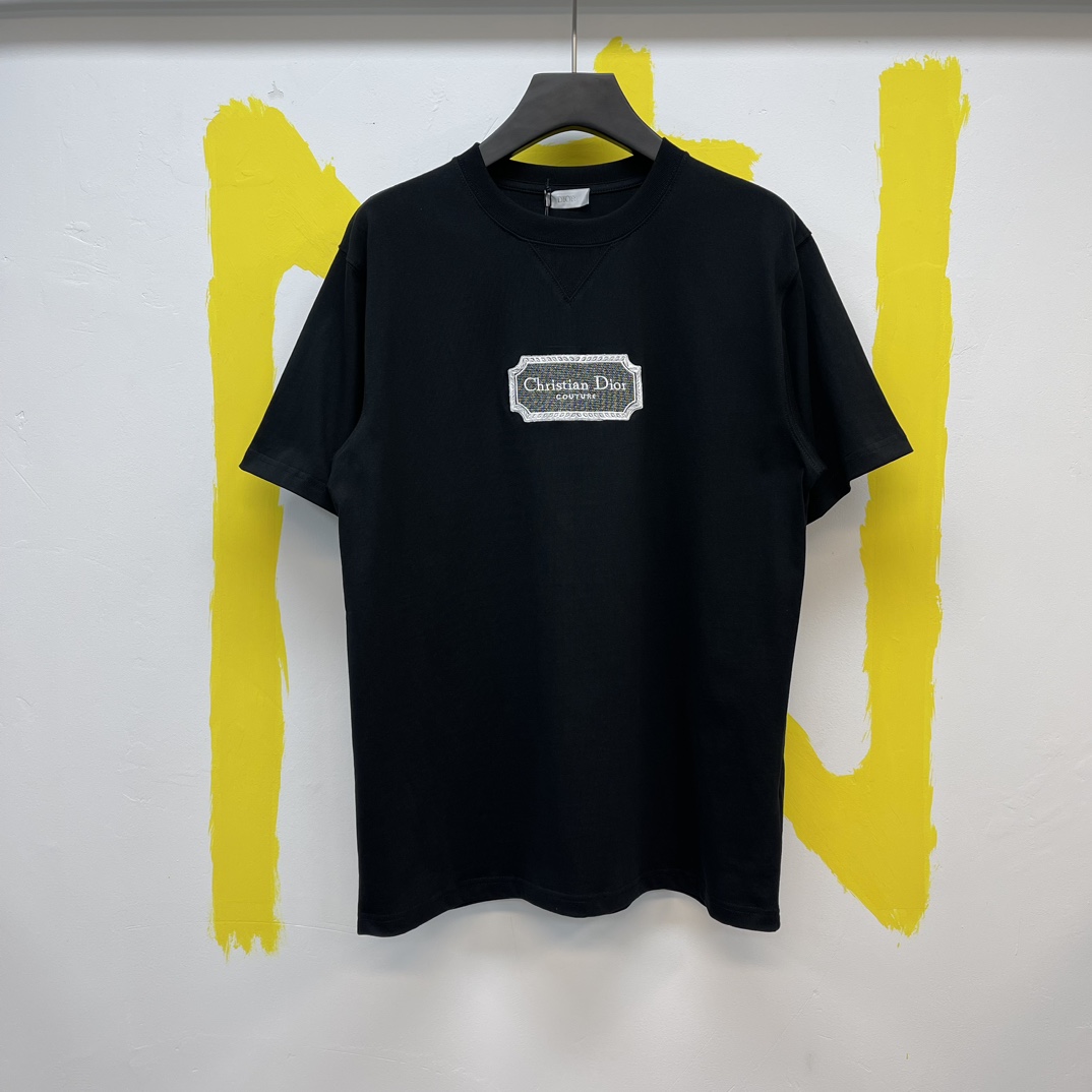 Camiseta con bordado de cuchillas de alta costura Dior Christian Dior Talla: S-XL Este estilo está confeccionado con el…