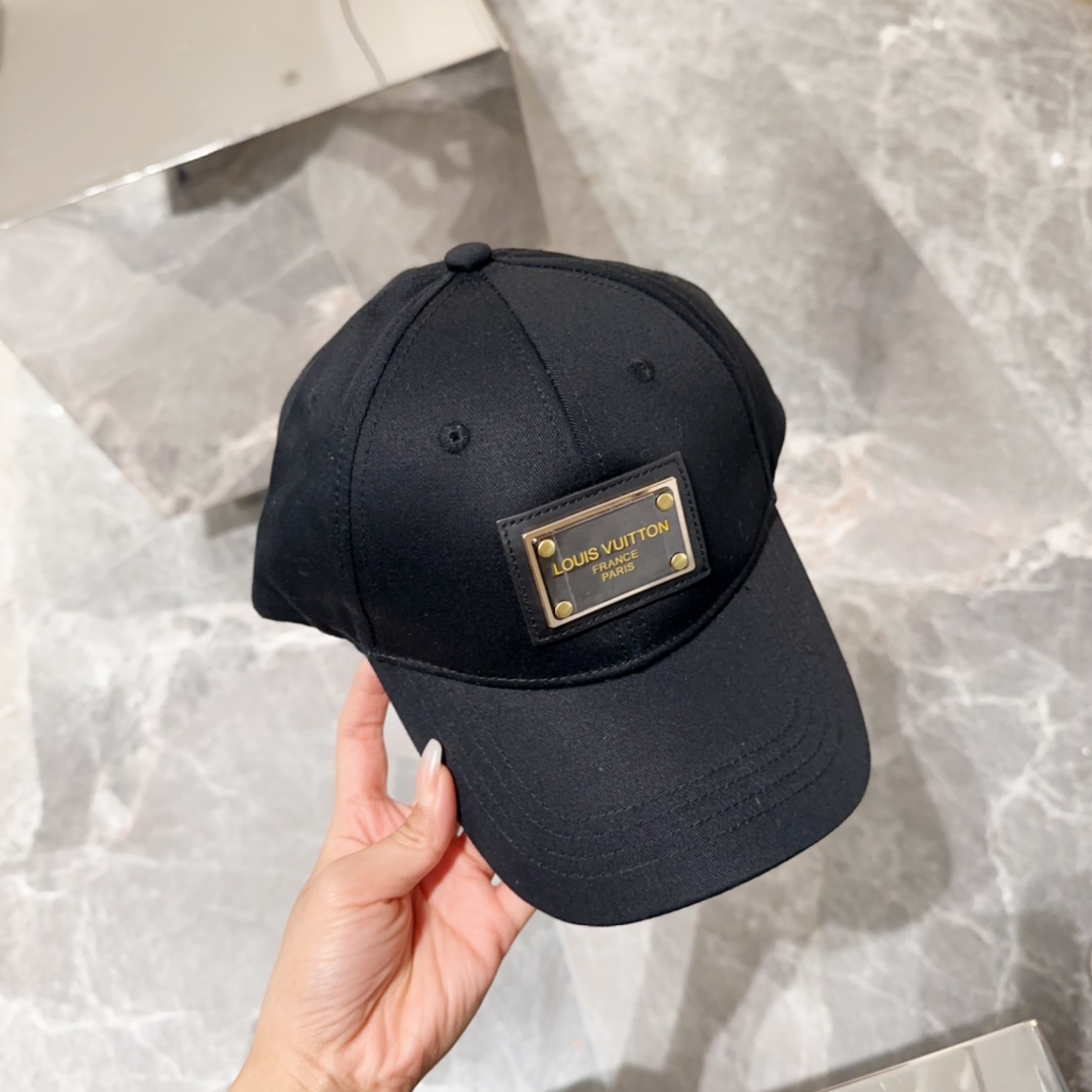 NO:193726,LV new baseball cap, new baseball cap, universal for men and women, head circumference 57cm hat, fisherman hat, baseball cap knit hat, hat, louis vuitton, espadrilles, hats19860909LV 新款棒球帽,新款鸭舌帽,男女通用,头围57cm帽子渔夫帽棒球帽针织帽,帽子,louis vuitton,espadrilles,hats,hat