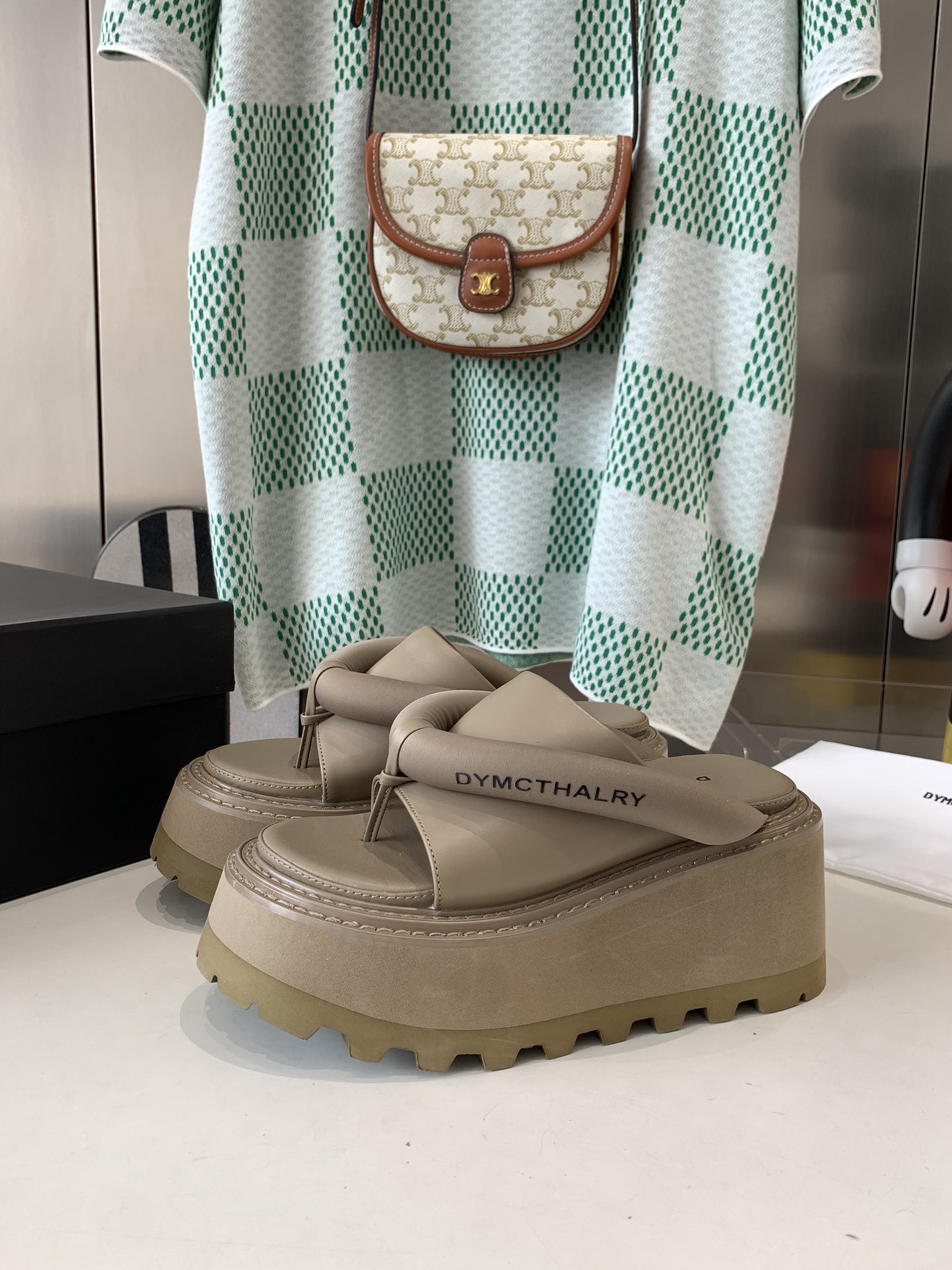 DYMONLATY2023SS Platform Slippers: Stylish, Comfortable, and Height-Boosting Footwear - 图片 2