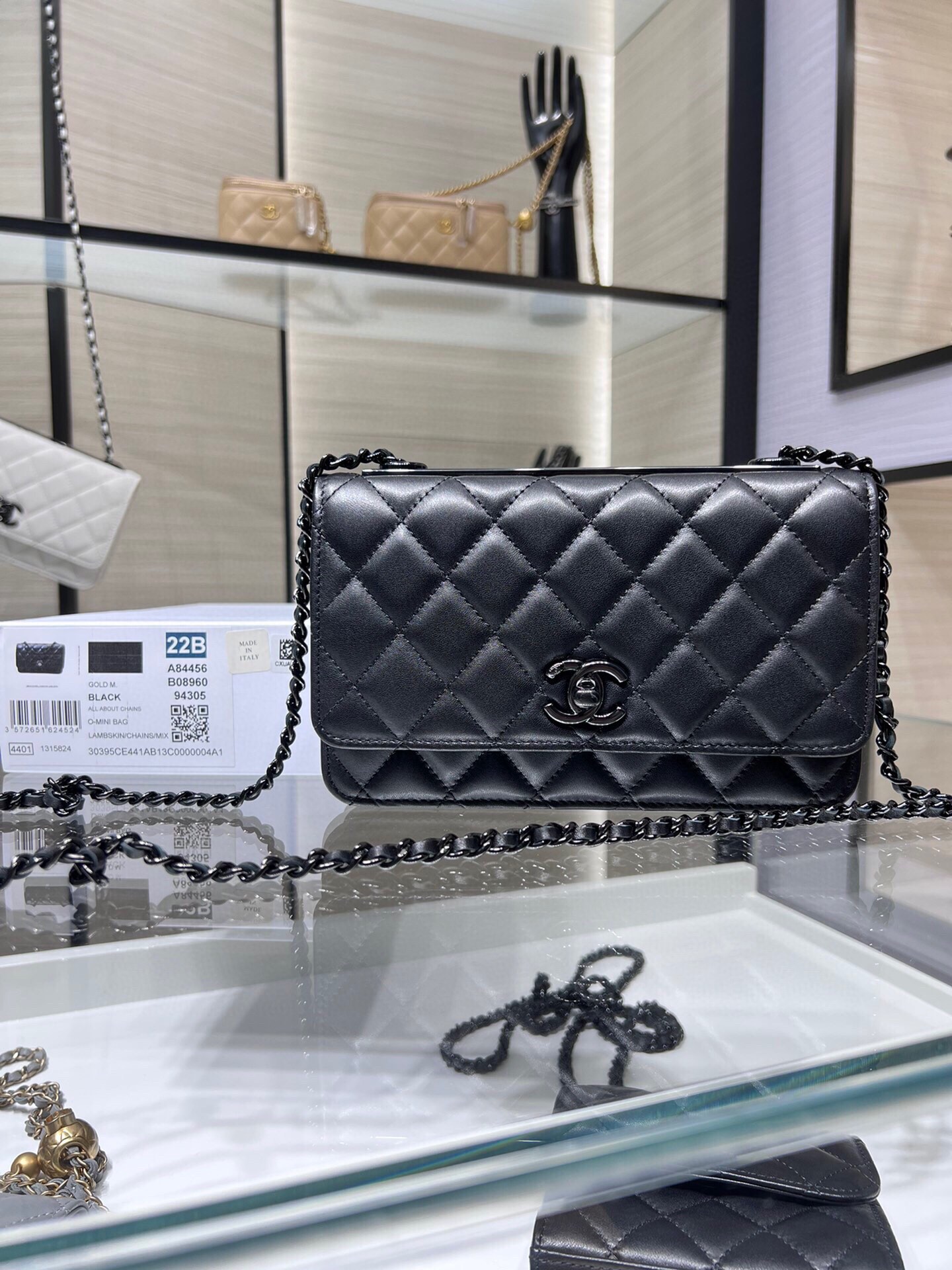 Chanel Bolsos cruzados y bandoleras Piel de oveja Cadena