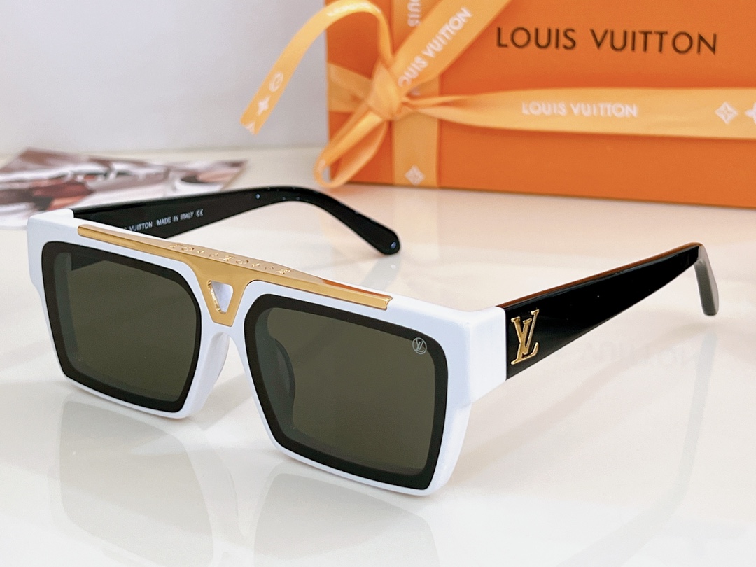 LouisVuitto*Z1894ESize61-13-145