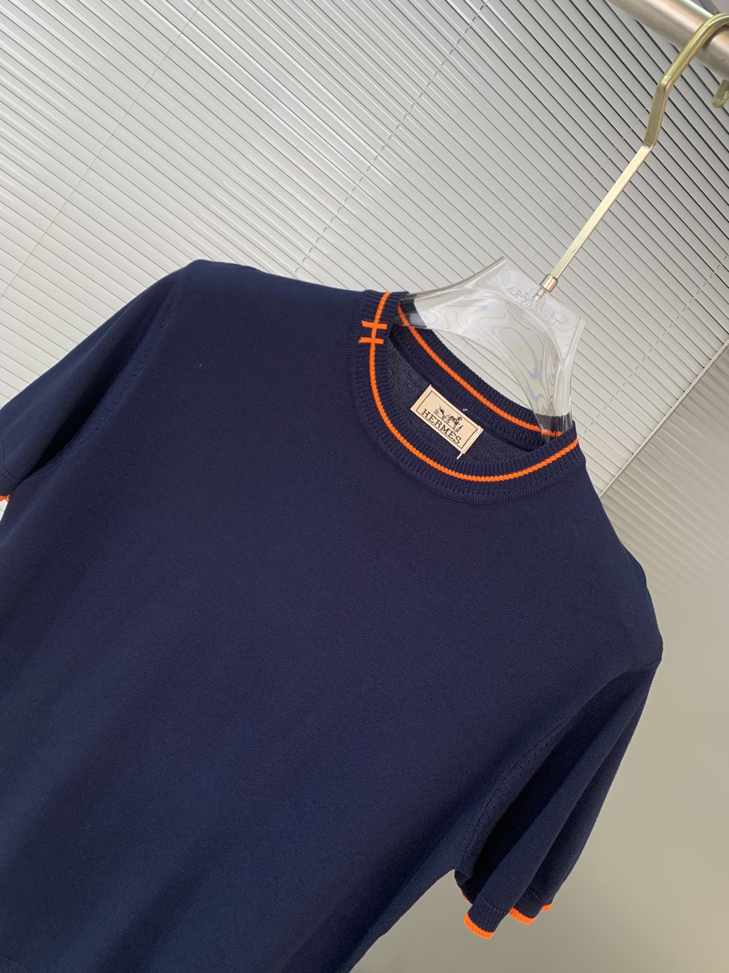 1980s Inspired Knitted Shirts: Customized, Fashionable, and Superb Quality - 图片 4