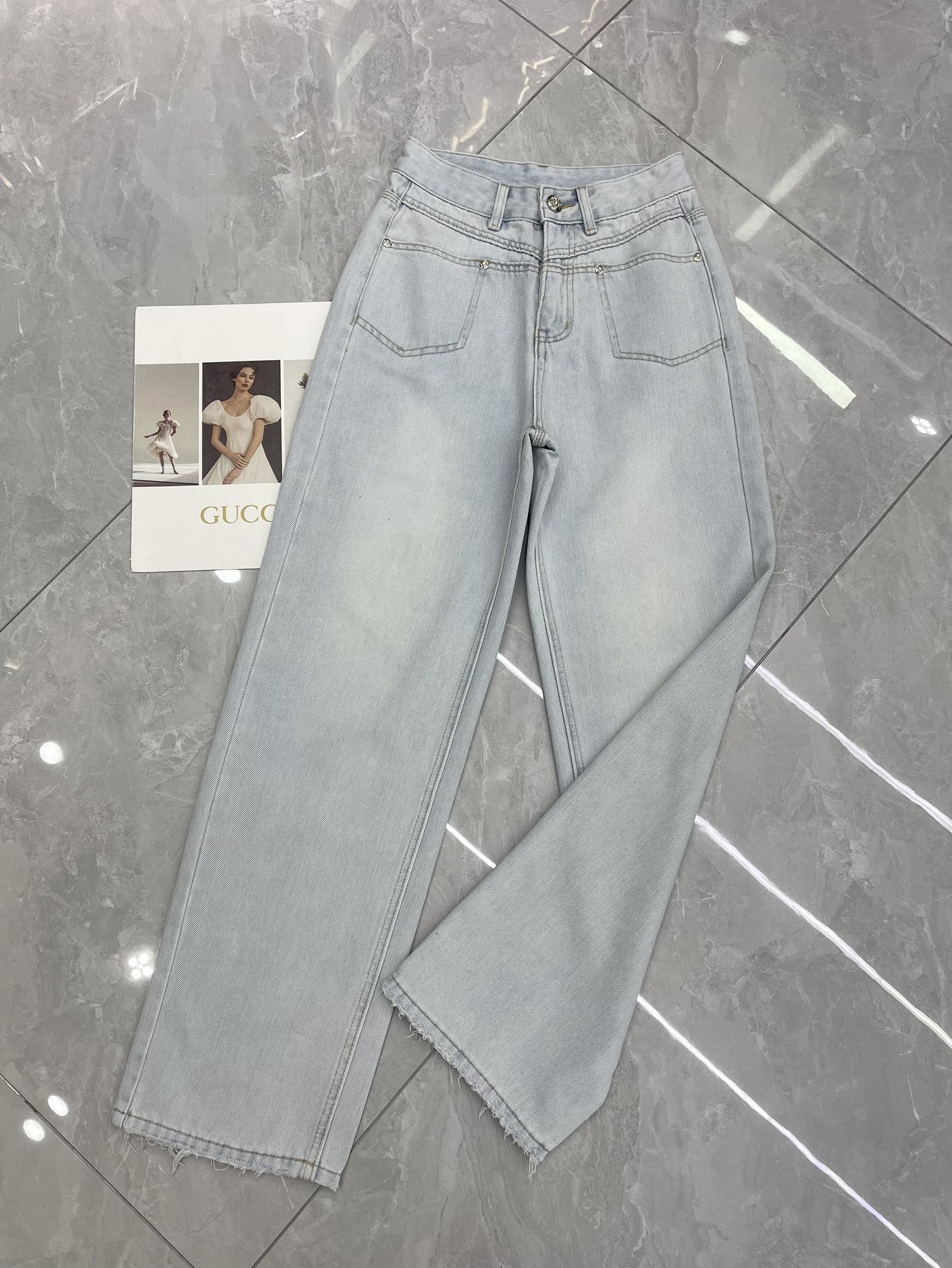 High-End Women’s Suit with Versac* Pants & 3D Tailored Skinny Jeans for Spring/Summer - 图片 2