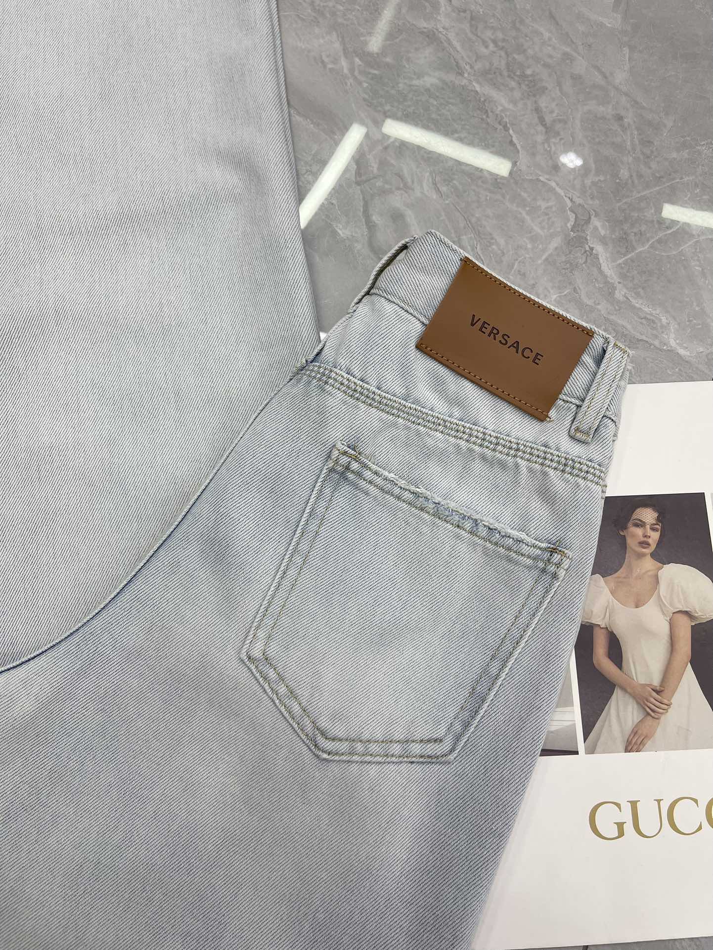 High-End Women’s Suit with Versac* Pants & 3D Tailored Skinny Jeans for Spring/Summer - 图片 7
