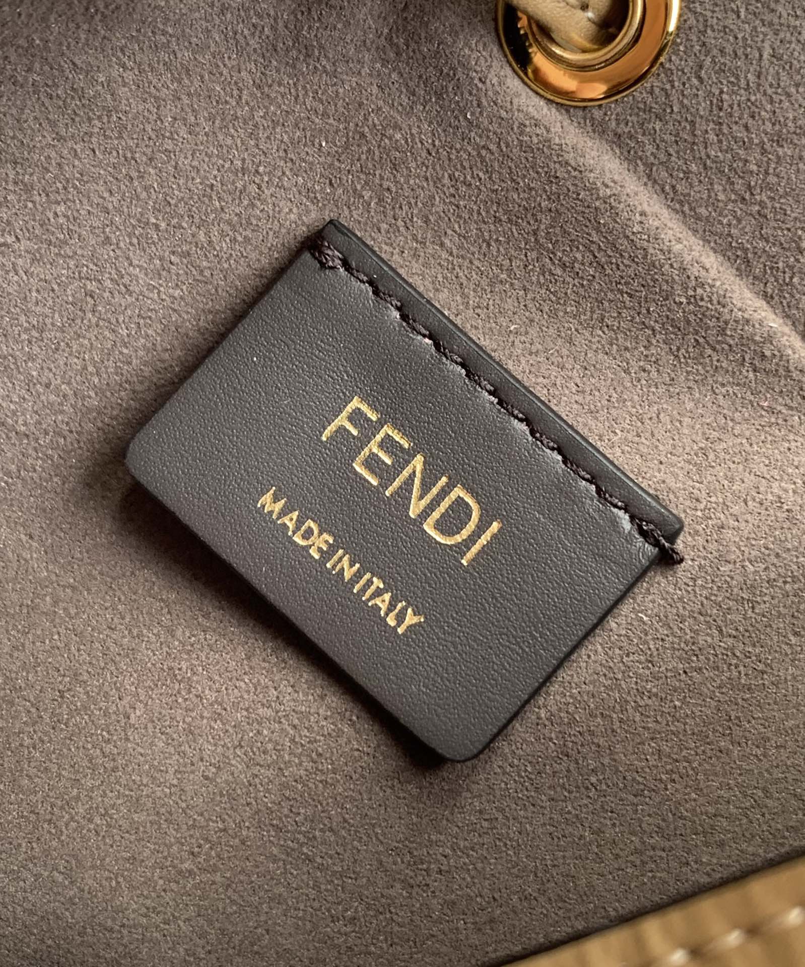 Fendi Mon Tresor mini水桶包 可盐可甜