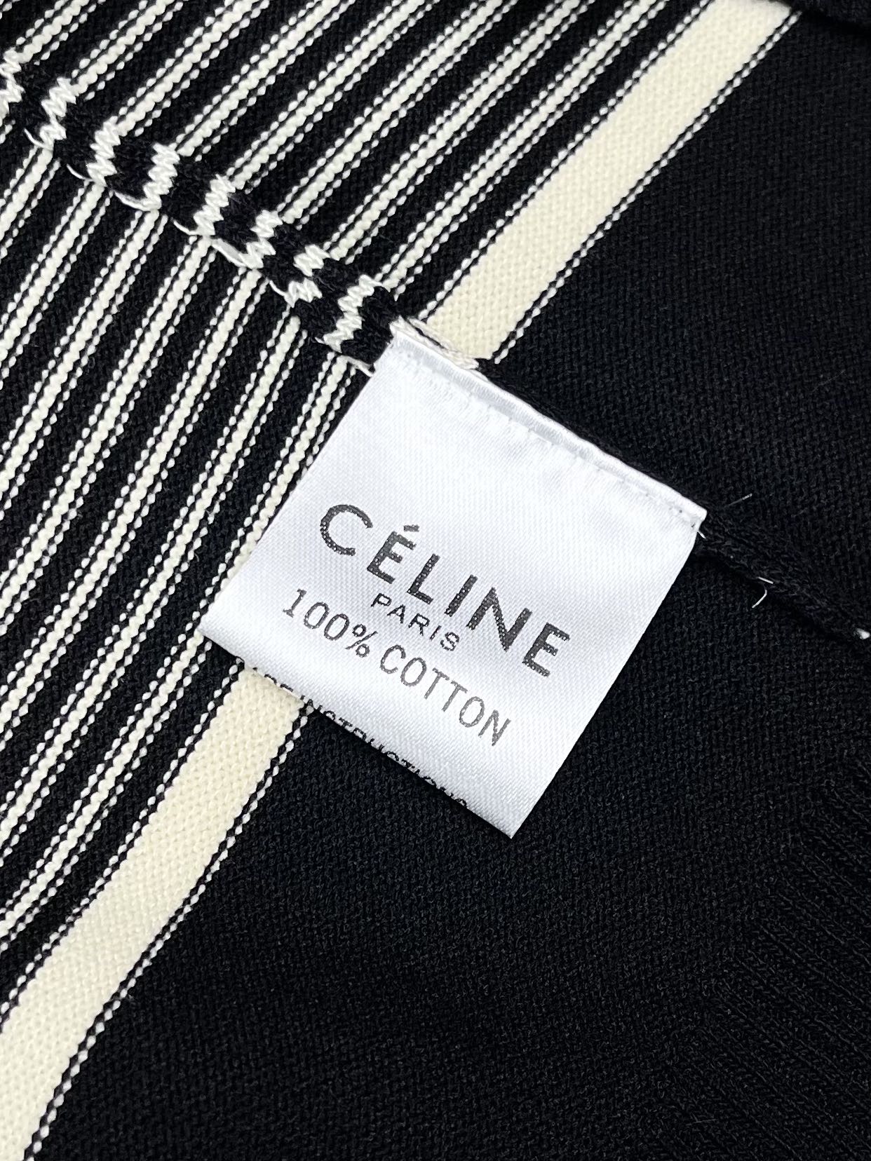 Celin*24ss新款毛衣针织短袖超经典设计简约没有任何多余累赘感衣橱不可缺少的一件百搭单品采用优质羊
