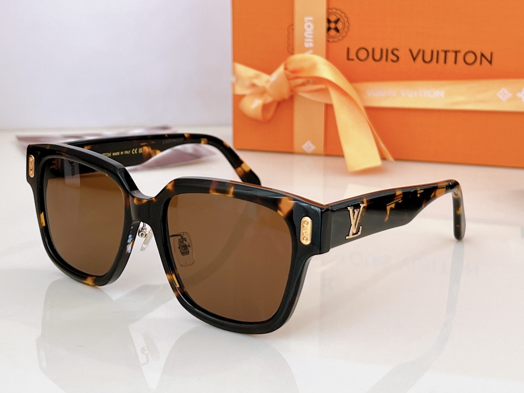 LOUISVUITTO*Z2084USIZE53口19-145