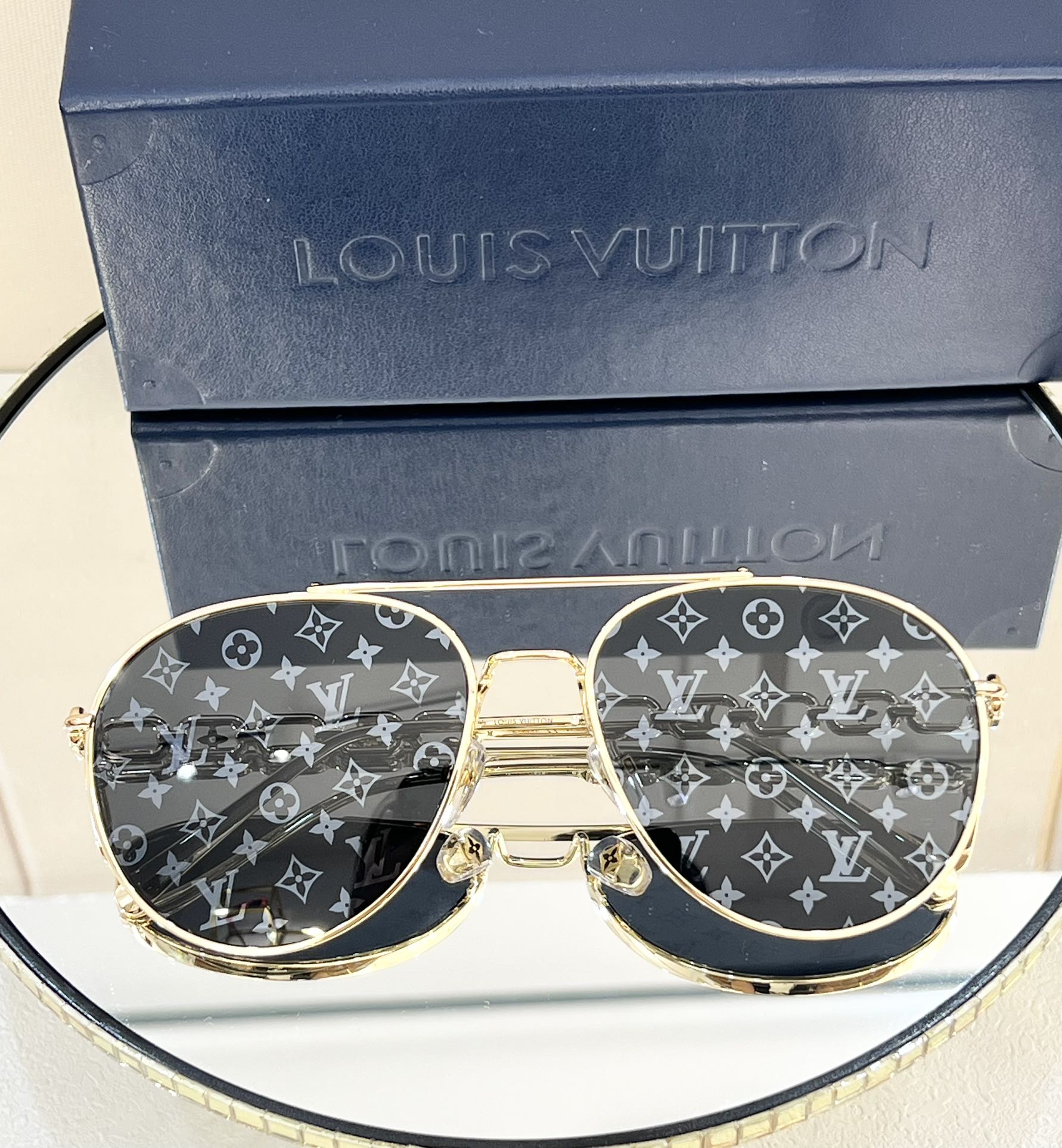 LOUISVUITTO*MODELZ1540ESIZE57口18-145