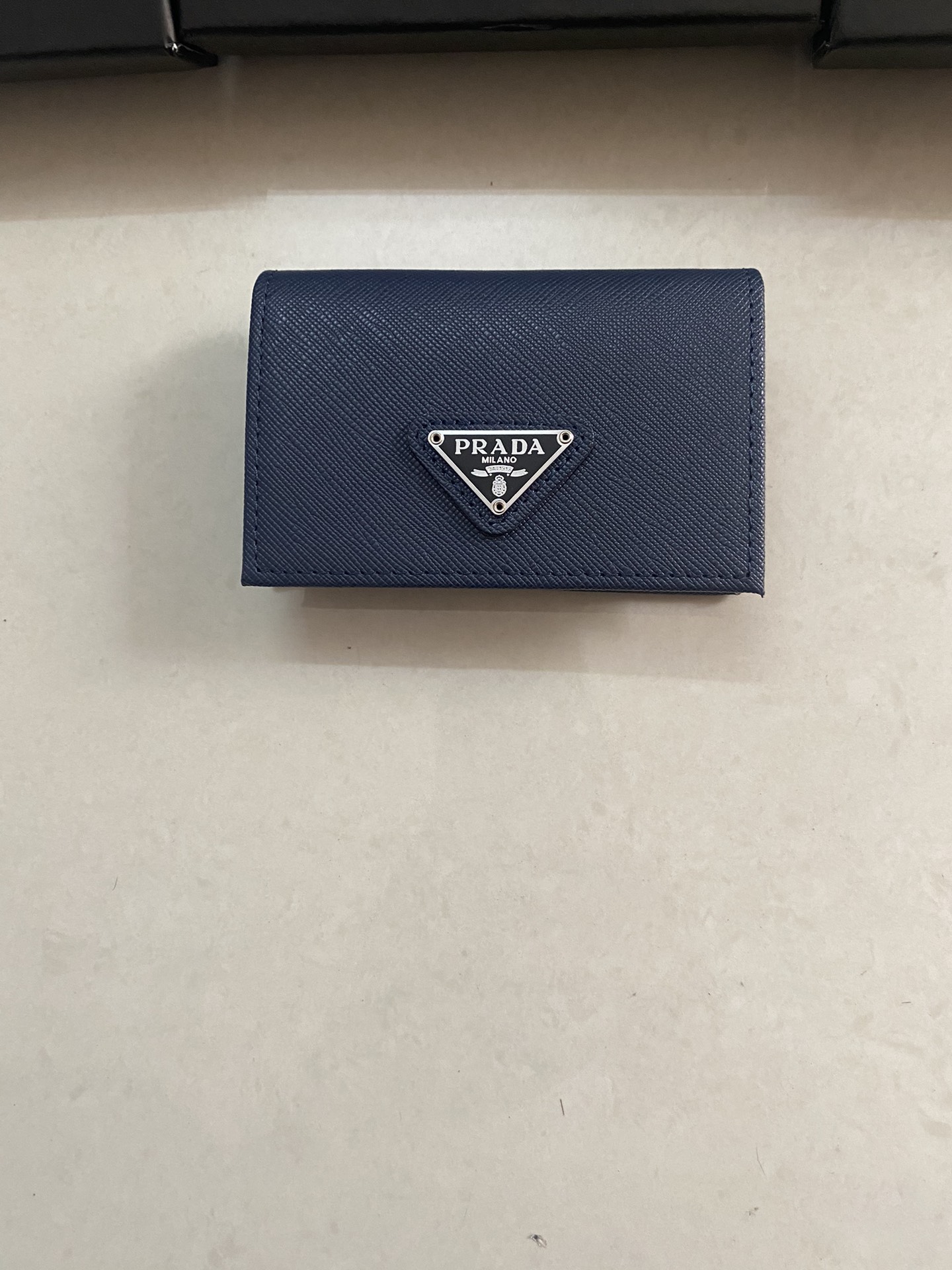 PRADA メンズ カードケース - イタリア製高級牛皮使用