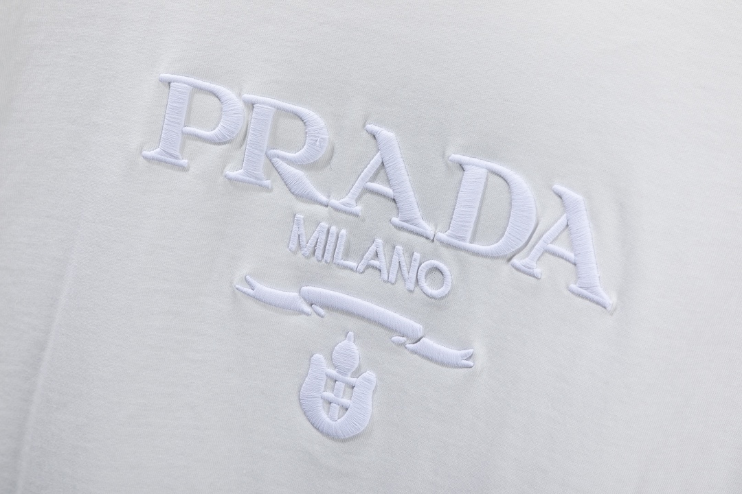 Prada PRADA普拉达2024ss新款字母logo光线立体刺绣短袖T恤