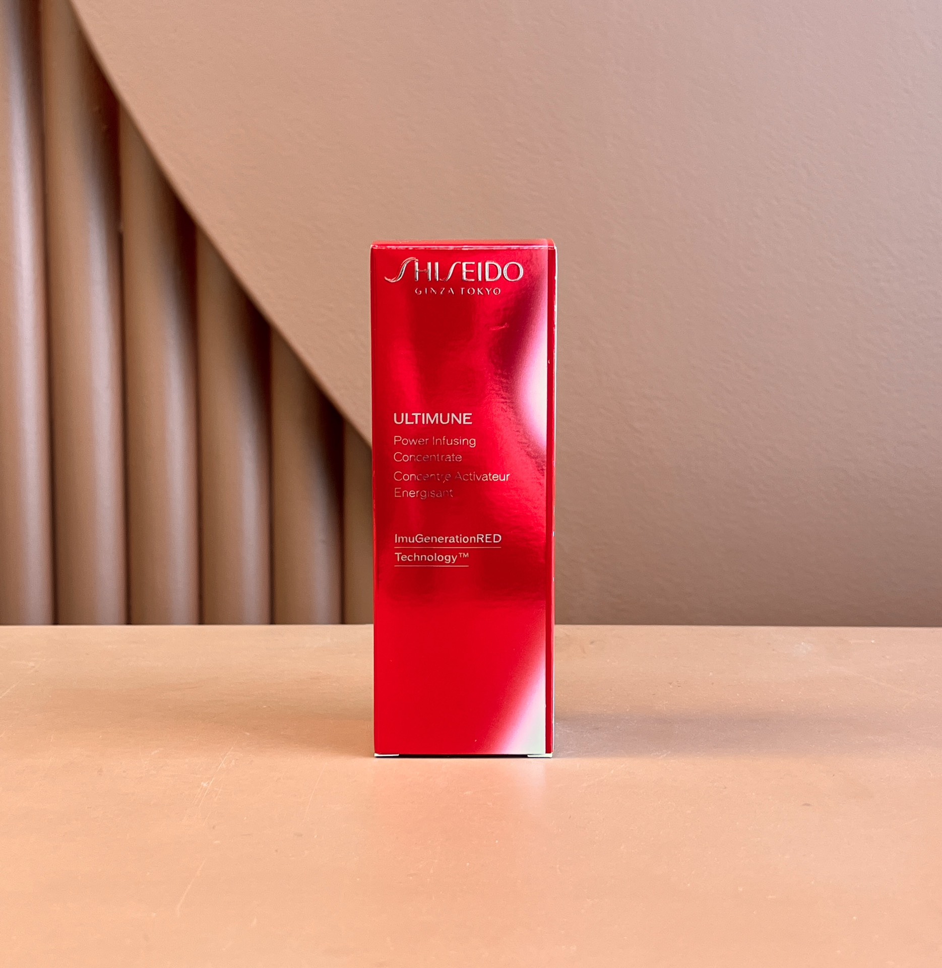 ¡Esencia de Shiseido Red Vitality 24 edición local 50ml! Usando Red Vitality constantemente durante 3 meses, el envejec…