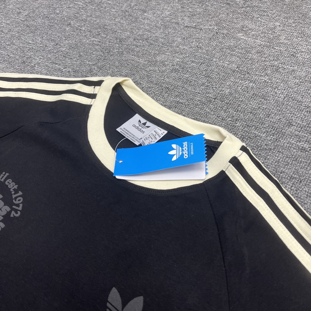 Adidas Retro-American T-Shirts: Comfortable, Stylish, and Authentic - 图片 3