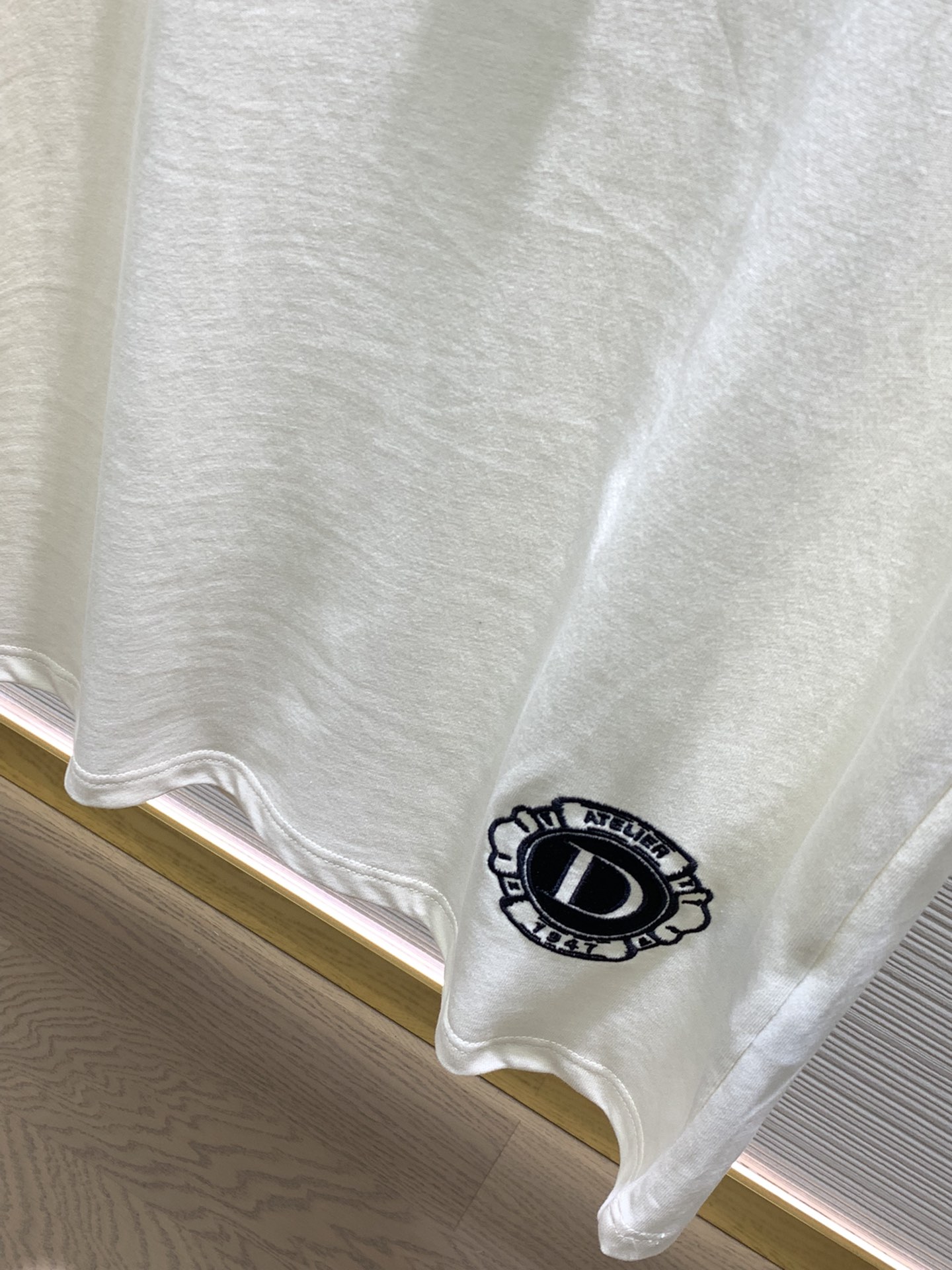 Dior迪奥2024初夏新品专柜同步有售简约时尚圆领短袖T恤原版进口面料舒适透气顶级刺绣工艺字母图案装饰