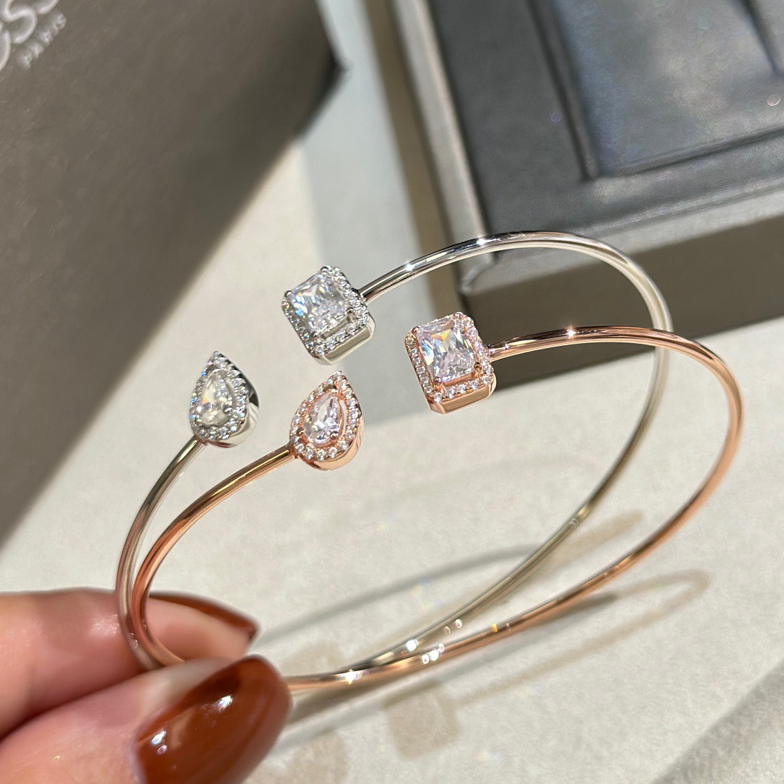 “Mesica: High-End Custom Jewelry Brand with Unique Designs and S925 Silver Imports”