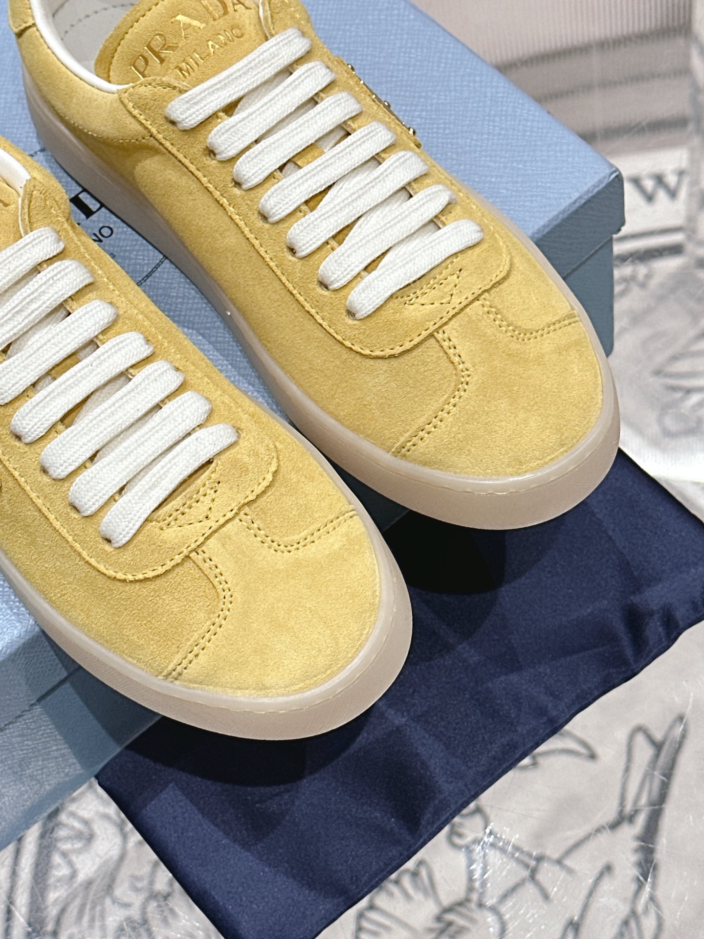 Designer Sneakers