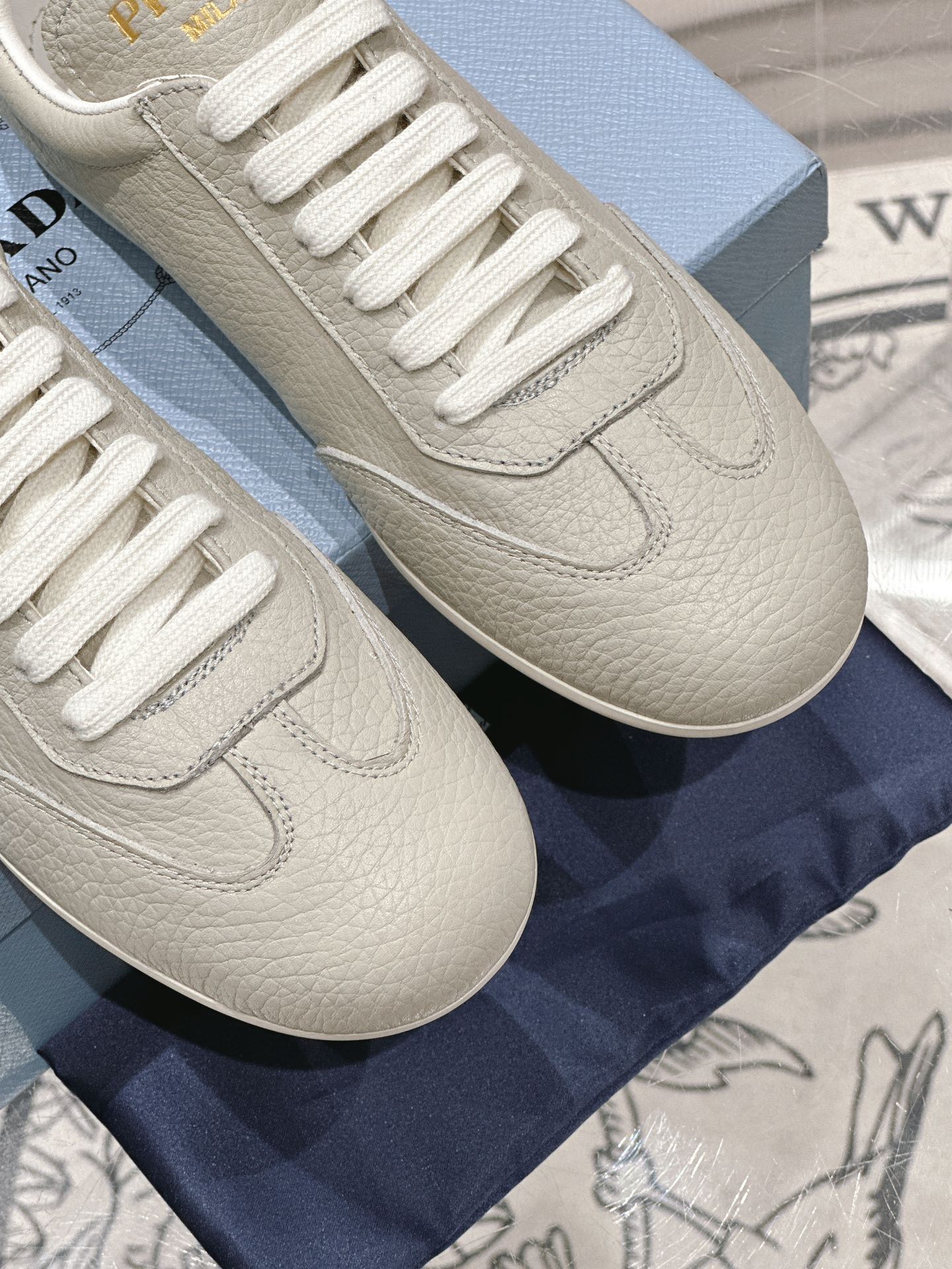 Designer Sneakers