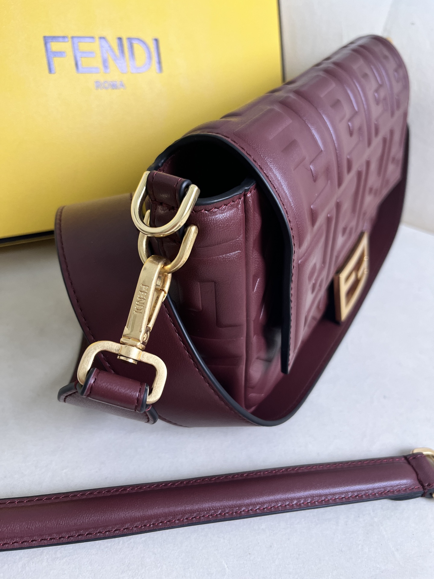 Fendi Baguette Medium Leather Bag with 3D FF Motif - Wine Red 4 i1711690135 3995 3