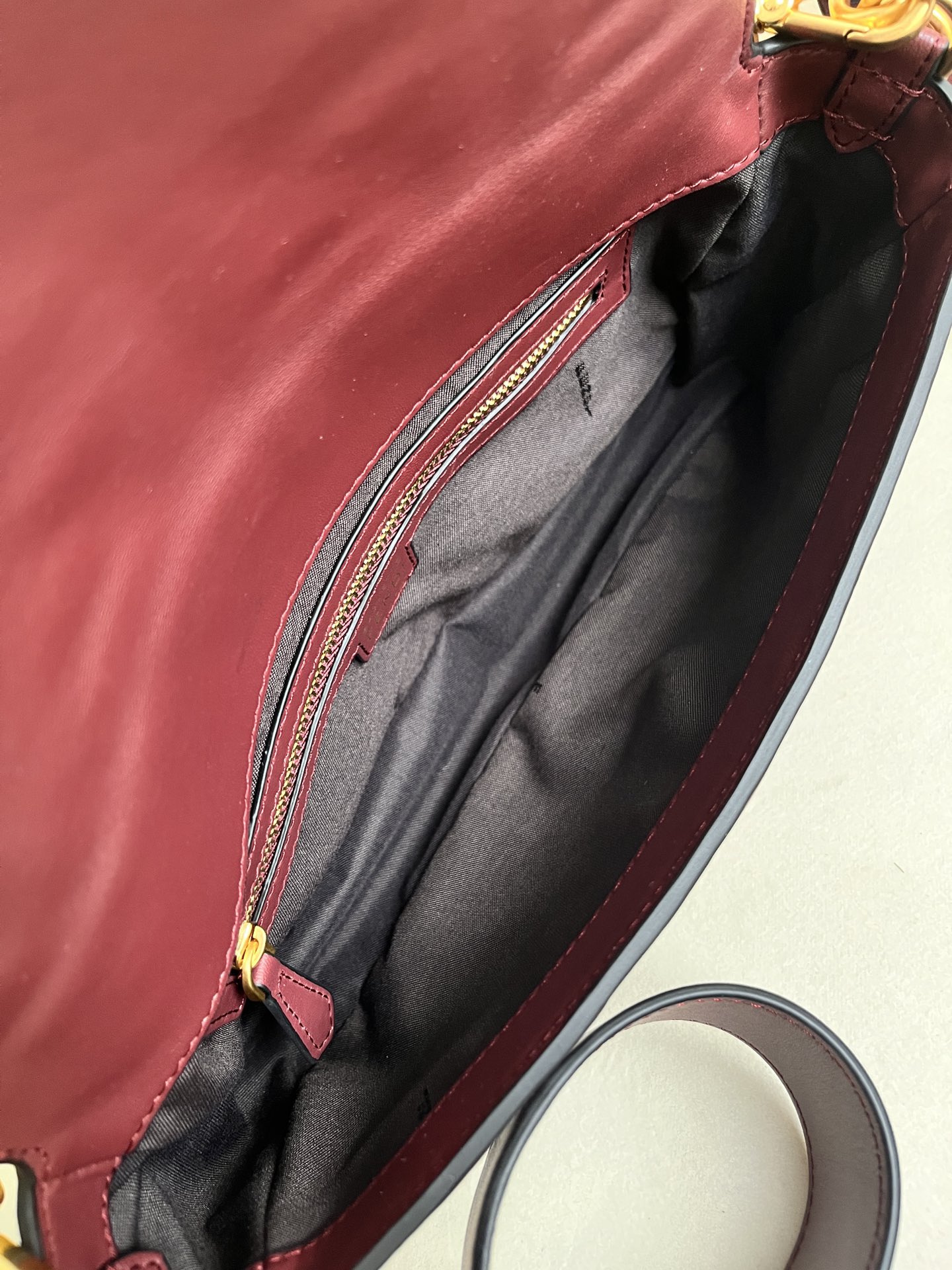 Fendi Baguette Medium Leather Bag with 3D FF Motif - Wine Red 8 i1711690135 9931 7