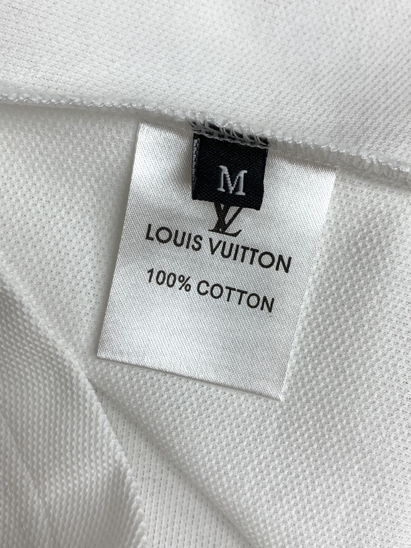 LouisVuitton路易威登2024初夏最新款专柜同步有售原单狠货时尚休闲短袖Polo衫上身很有特点