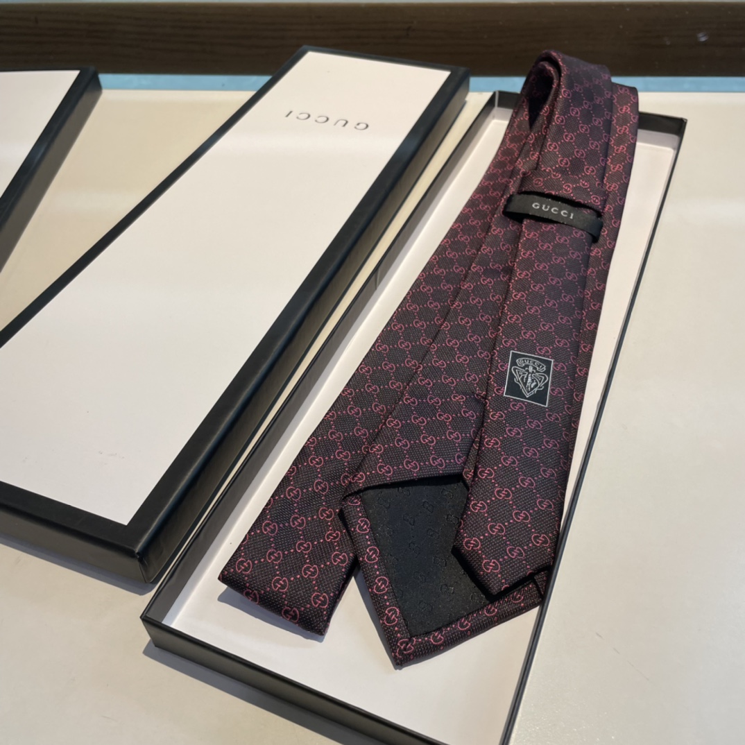 特价配包装G家专柜新款GG标识印花领带男士领带稀有采用经典小GLOGO提花展现精湛手工与时尚优雅的理想选