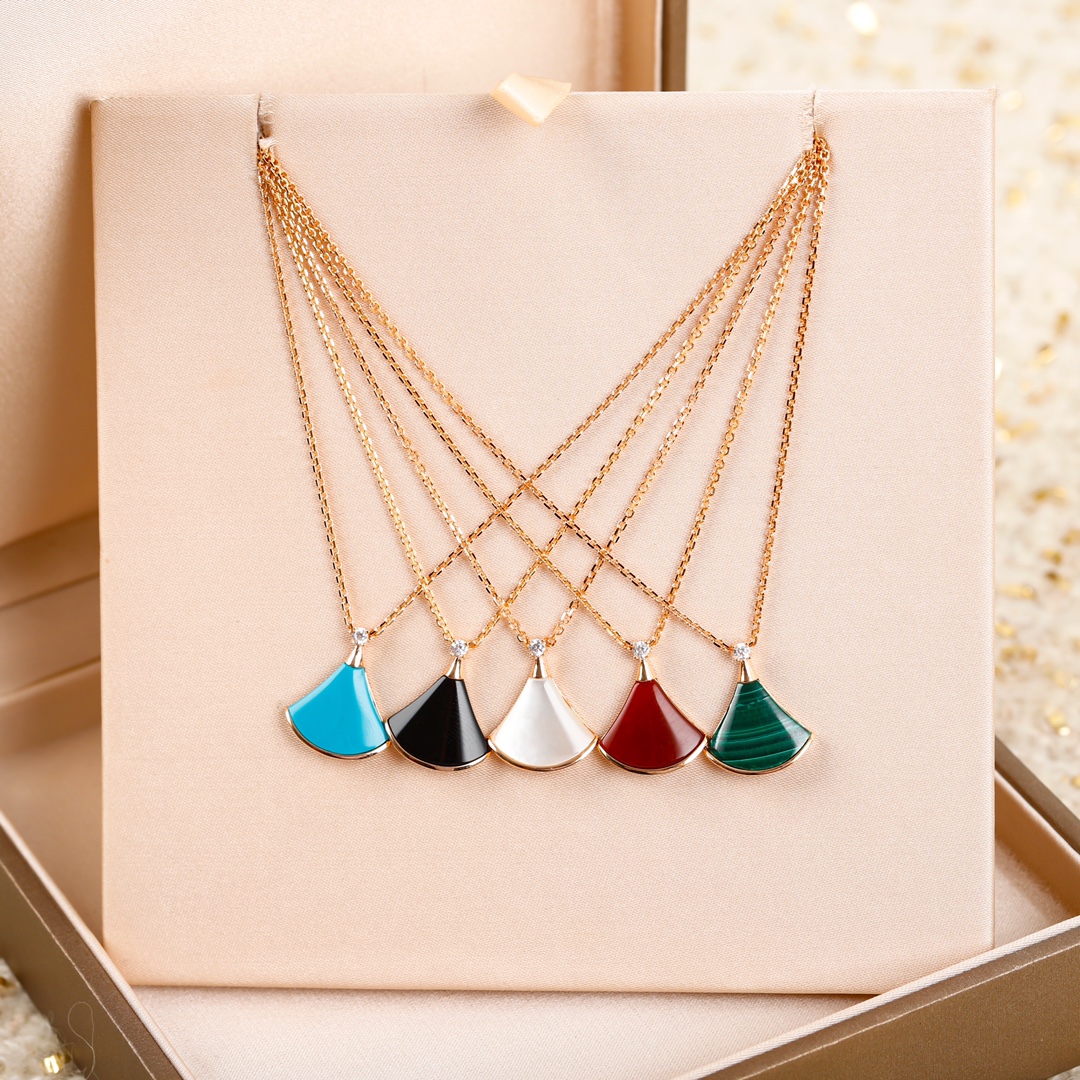 [Bulgari Jewelry]