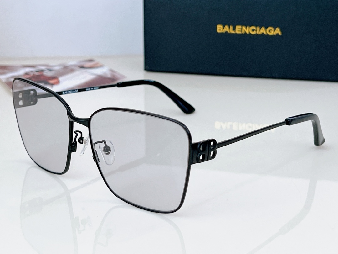 BALENCIAG*ModelBB0339OSize59-16-145