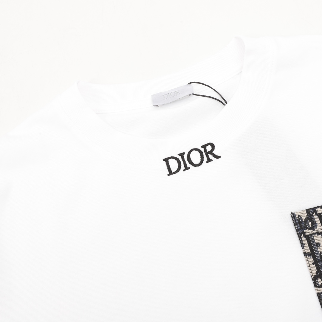 Dior/迪奥CD 徽标口袋刺绣短袖T恤 早春走秀款 个性刺绣+贴口袋