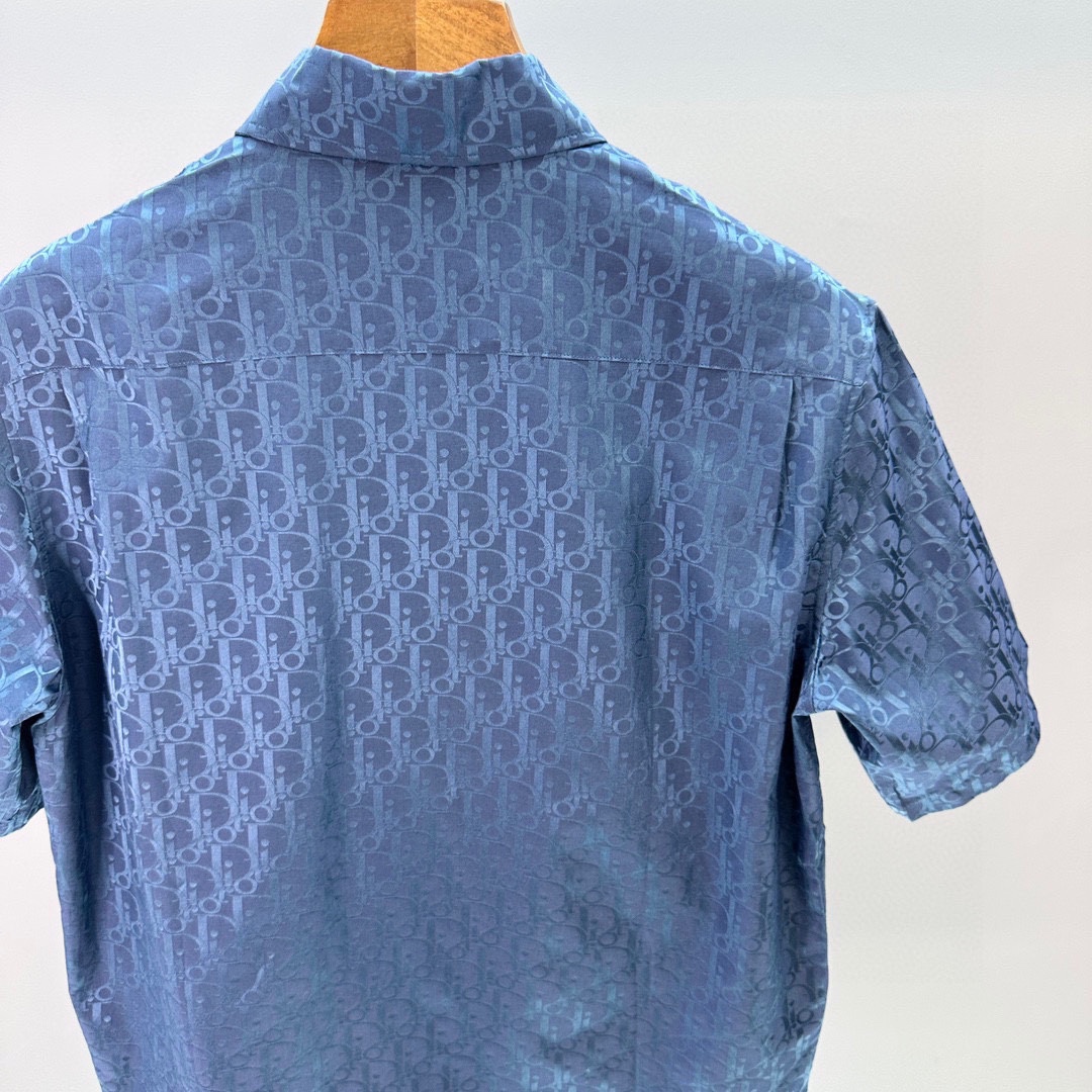 /套Di-夏季新款满身提花字母logo桑蚕丝真丝短袖衬衫面料上身舒适细节完美蓝色S-XL现货套装不拆分