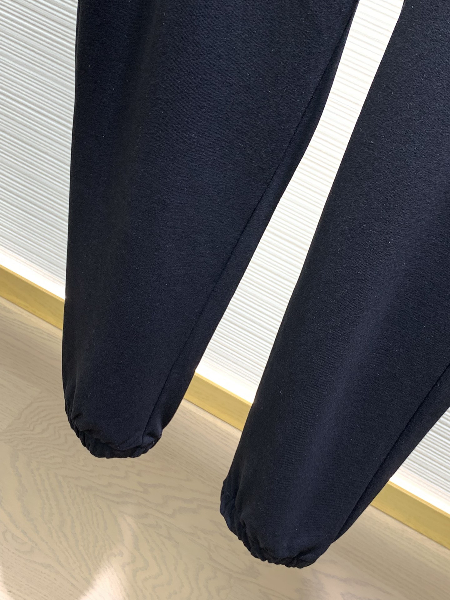 Burberry巴宝莉2024春季最新品专柜同步有售原单狠货时尚休闲裤进口原版面料上身舒适透气顶级刺绣工