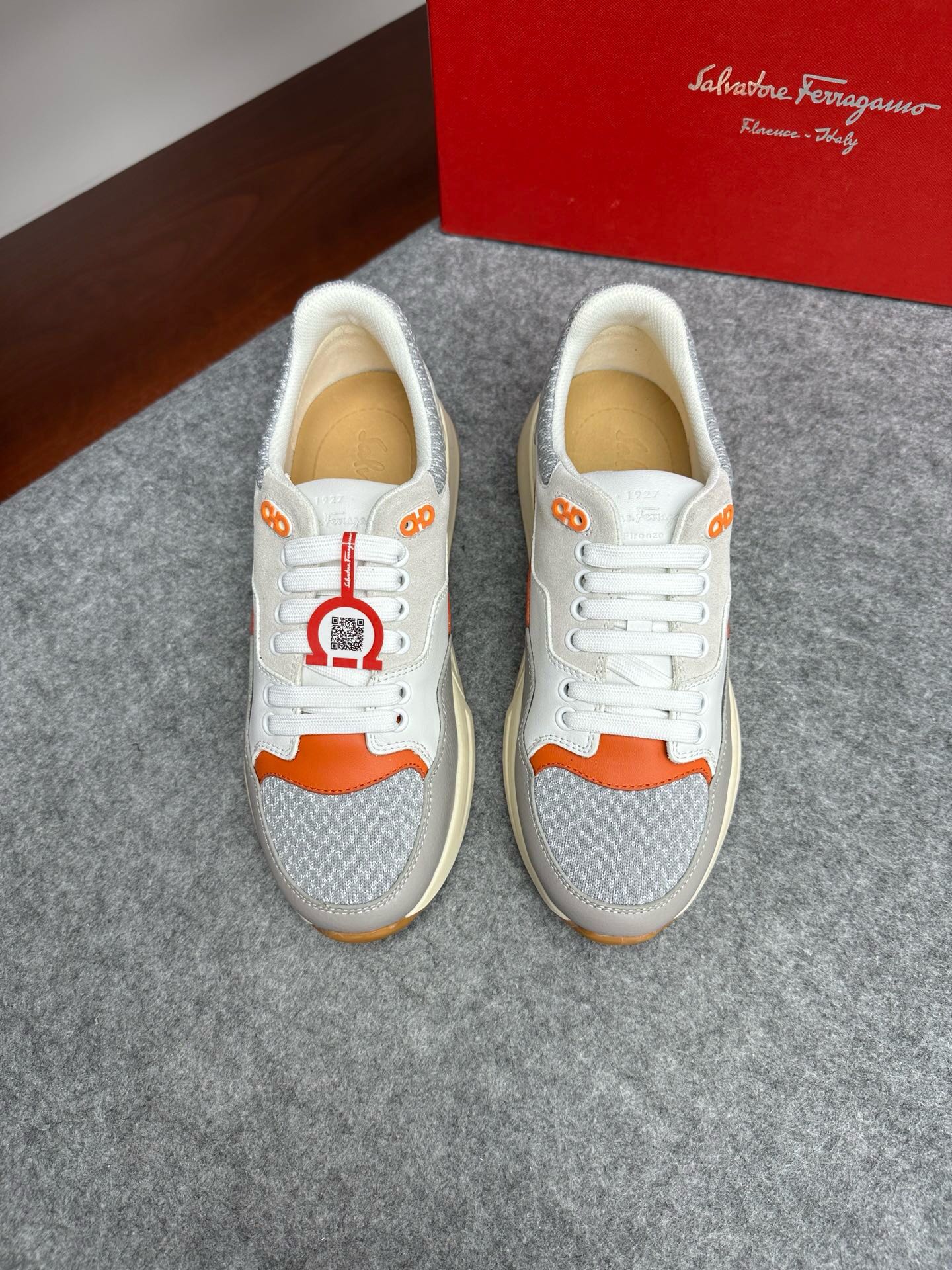 NO:216901,Brand Ferragamo Color original color matching Number 39-44 Custom made 38.45 Price Material Ferragamo New product launch top version Original single quality regular shoe factory fashion trendy upper cowhide original fabric made luxury cowhide footbed original ferragamo outsole high-end quality worth owning, Ferragamo casual shoes, ferragamo, ferragamo, cowhide19860909品牌Ferragamo 颜色原版配色 码数39-44订做38.45 价格 材质菲拉格慕新品上市顶级版本 原单品质正规鞋厂出品时尚潮流范鞋面牛皮原版布面制作奢华牛皮垫脚原版菲拉格慕大底高端品质值得拥有,菲拉格慕 休闲鞋,ferragamo,ferragamo,cowhide,Men's shoes