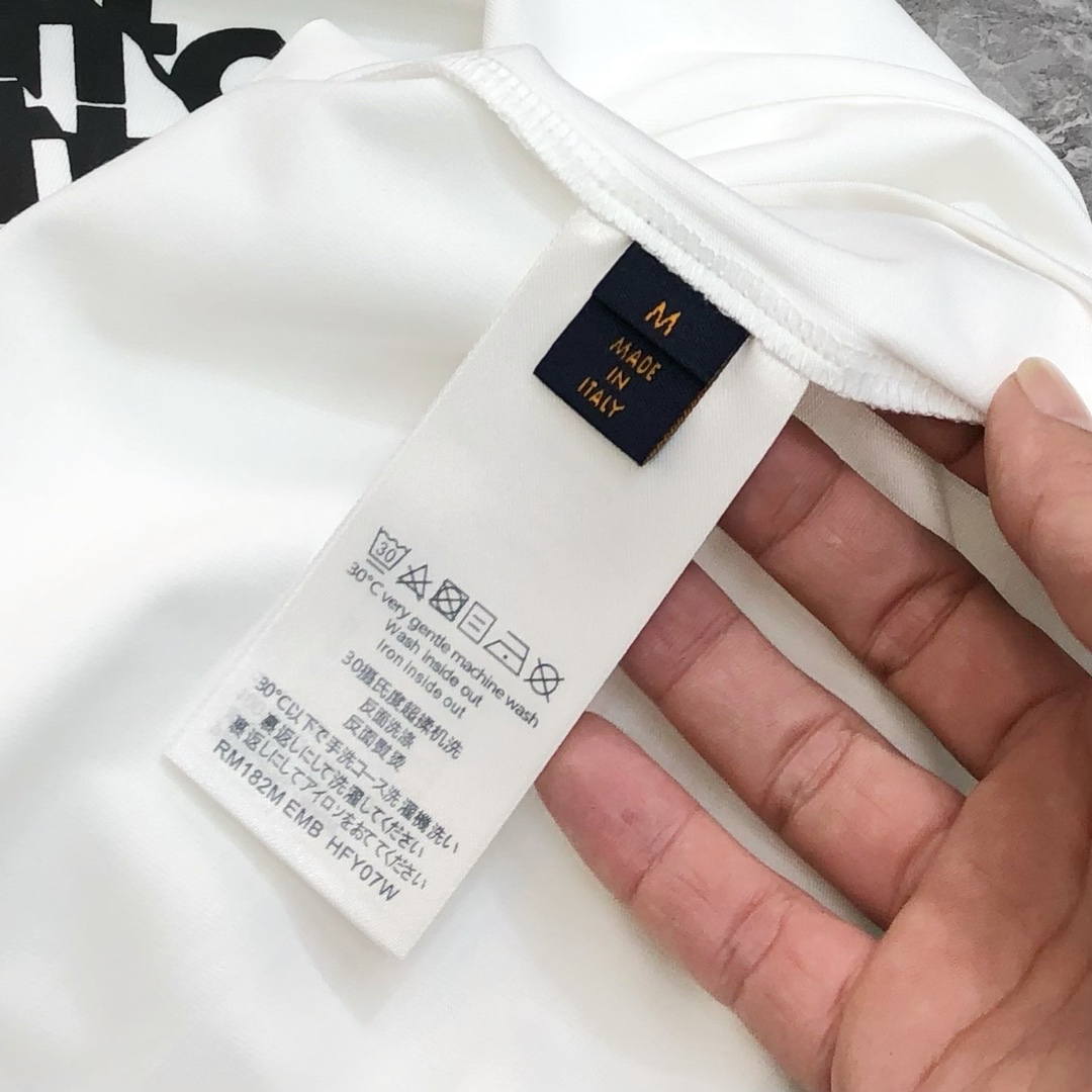   LV 路易威登2025春夏新款原单男士圆领短袖T恤 🔥专柜同步售卖 ✨✨高端品质 高版本 OS版型阔